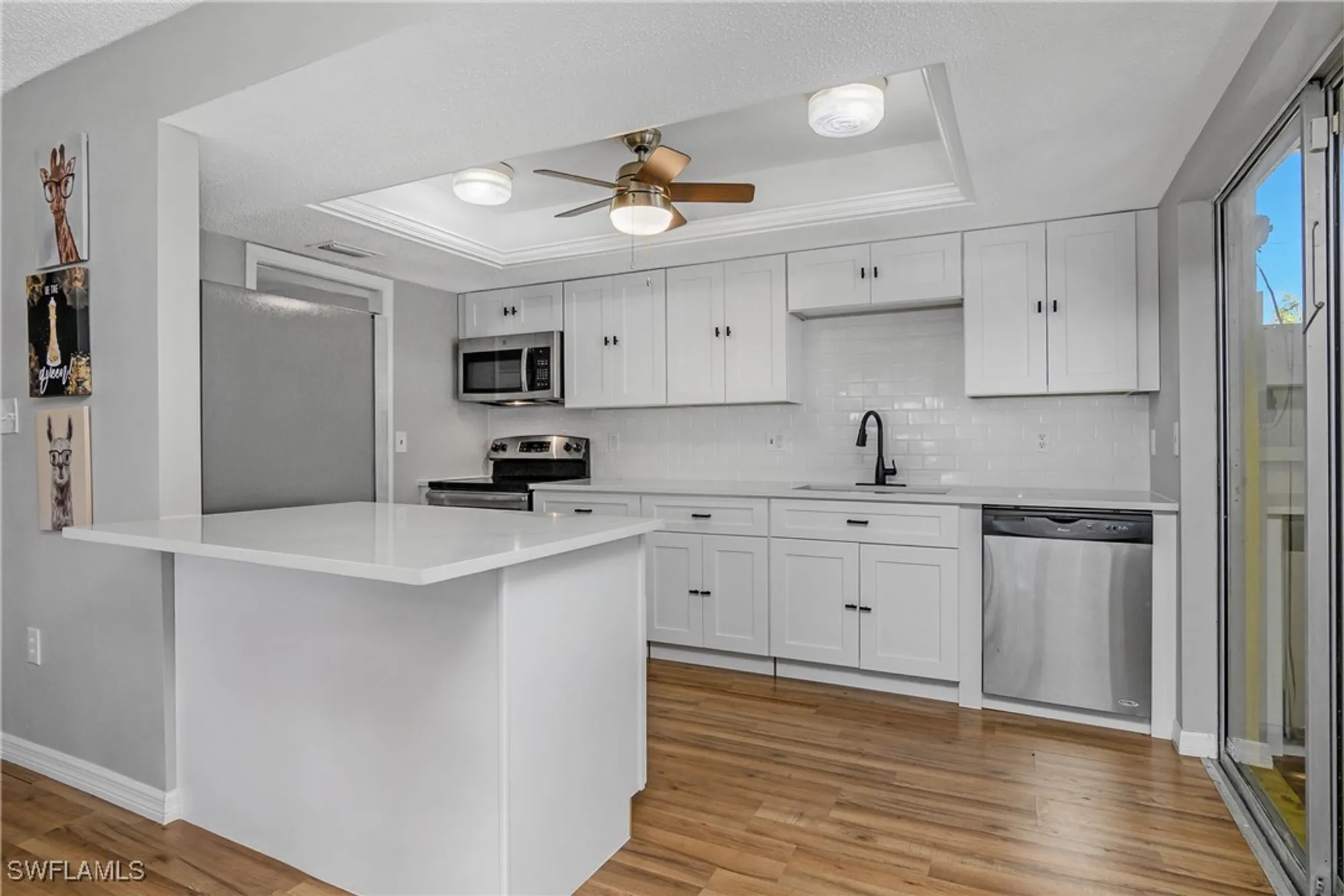 Property Slideshow image 7 of 27 | 3538 silver pine ct 87, Sarasota, FL, 34231