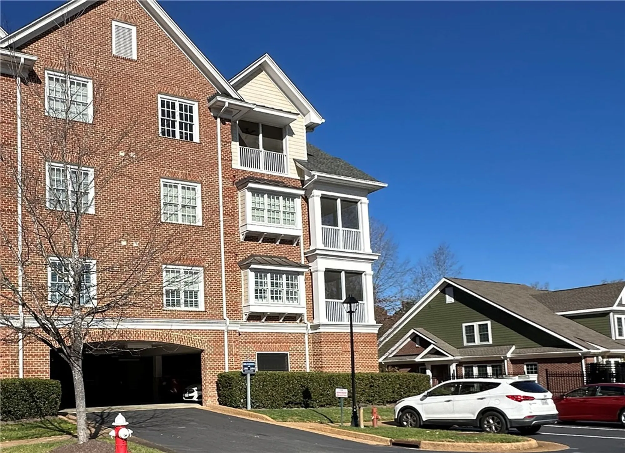 Property Slideshow image 2 of 34 | 2304 eaglescliffe, Williamsburg, VA, 23188