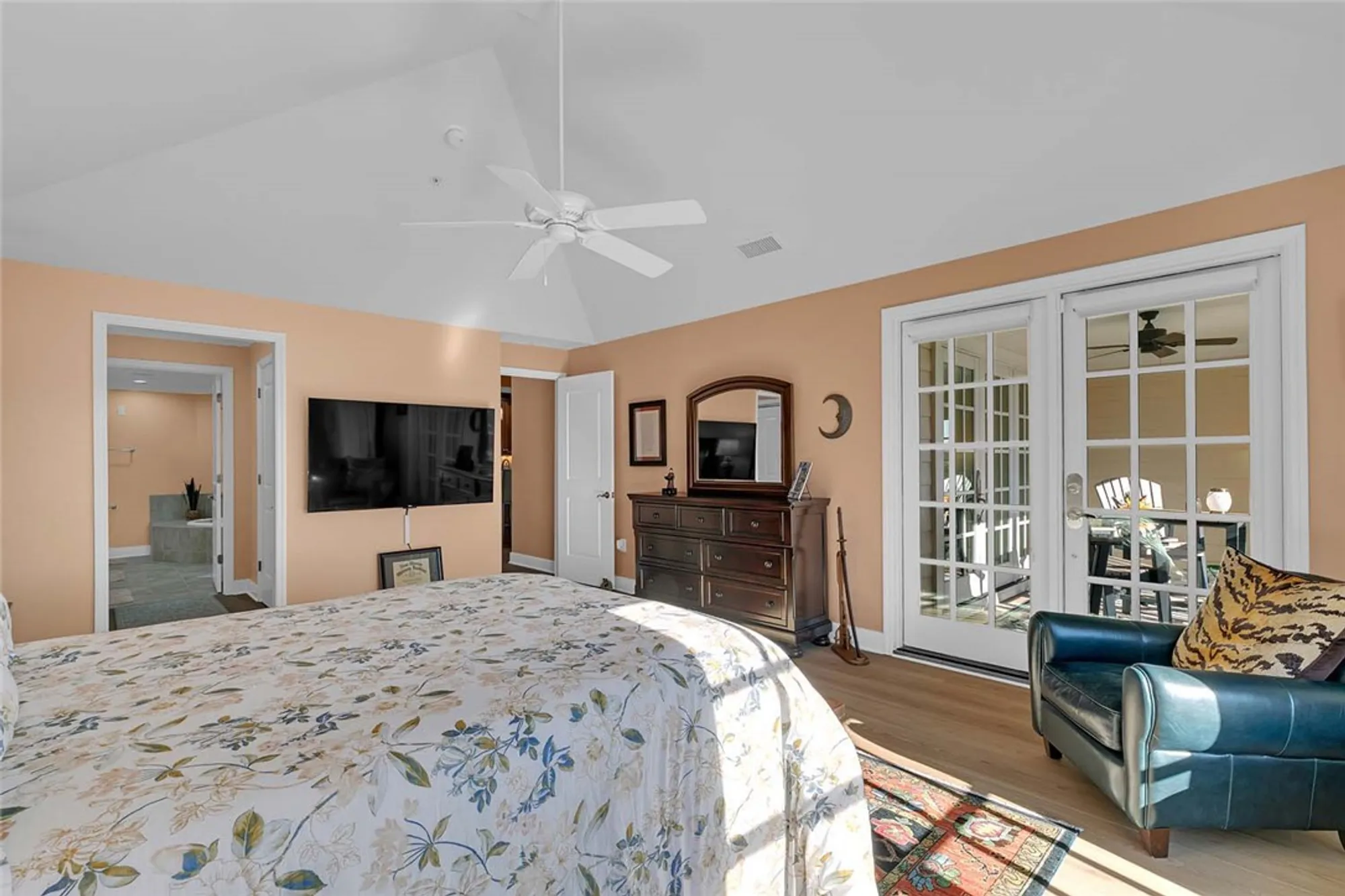 Property Slideshow image 20 of 34 | 2304 eaglescliffe, Williamsburg, VA, 23188