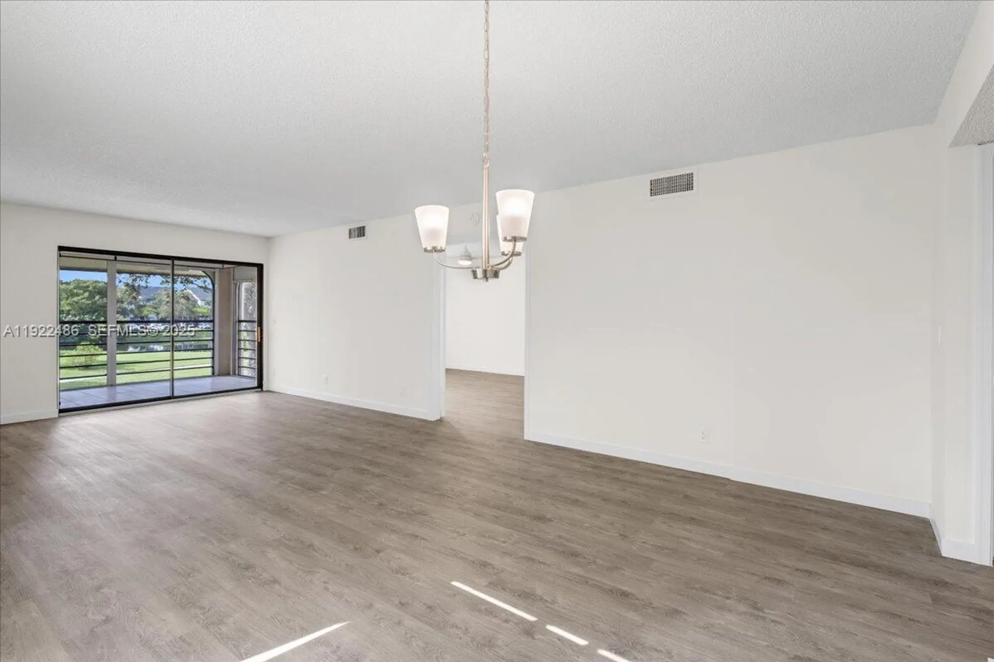 Property Slideshow image 15 of 18 | 10187 mangrove dr apt 201, Boynton Beach, FL, 33437