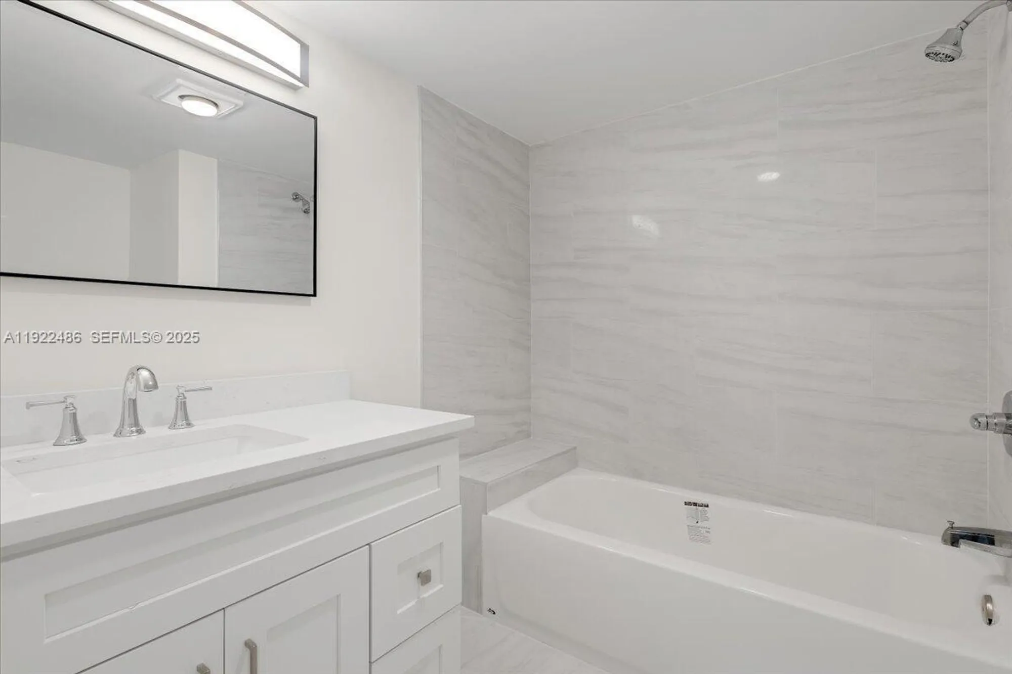 Property Slideshow image 12 of 18 | 10187 mangrove dr apt 201, Boynton Beach, FL, 33437