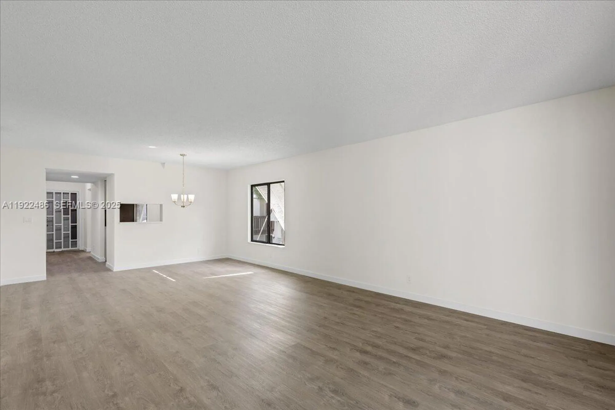 Property Slideshow image 13 of 18 | 10187 mangrove dr apt 201, Boynton Beach, FL, 33437