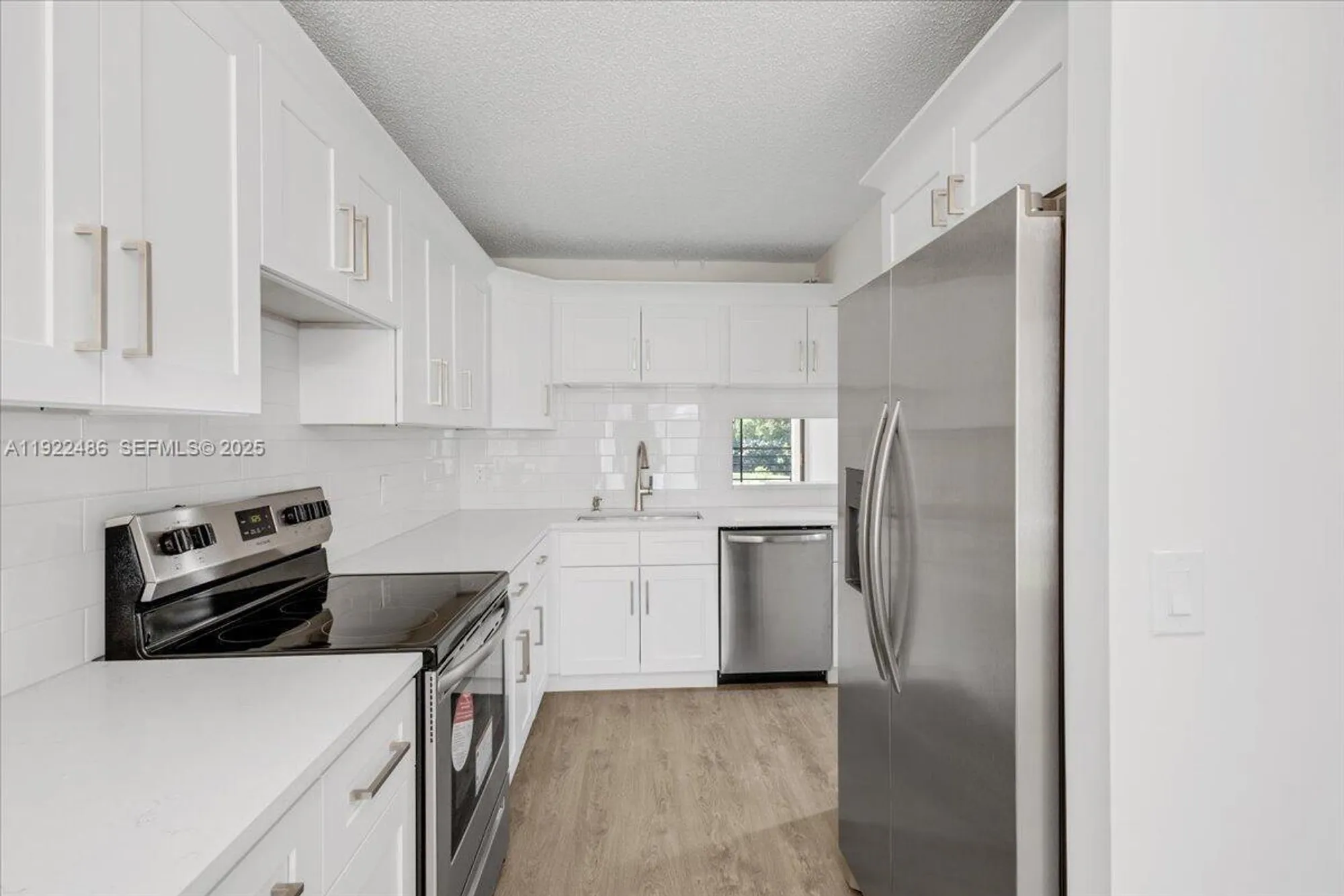 Property Slideshow image 6 of 18 | 10187 mangrove dr apt 201, Boynton Beach, FL, 33437