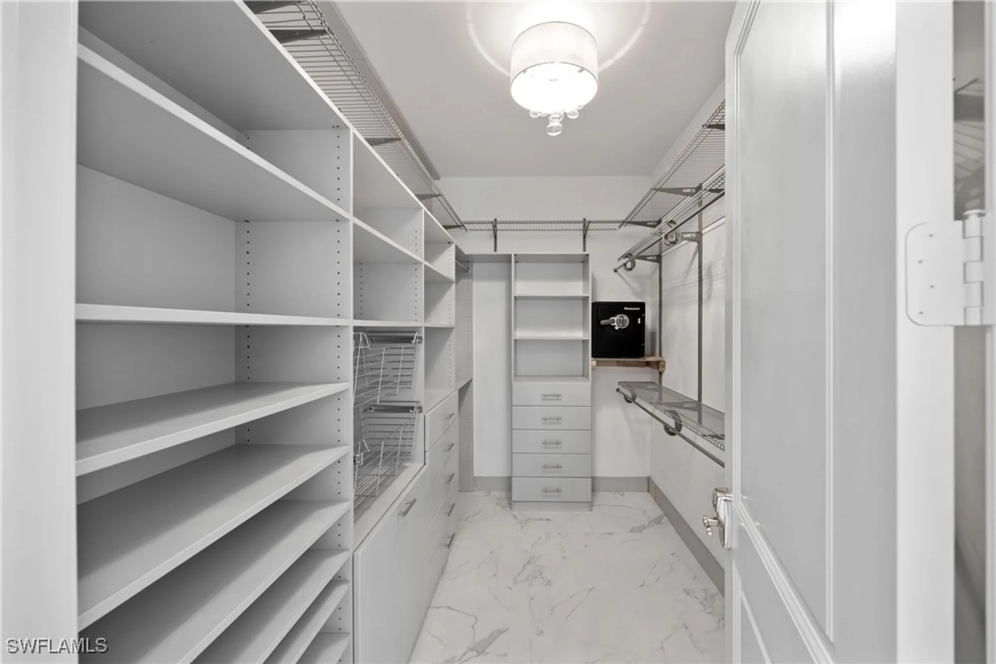 Property Slideshow image 20 of 48 | 5051 pelican colony blvd apt 304, Bonita Springs, FL, 34134