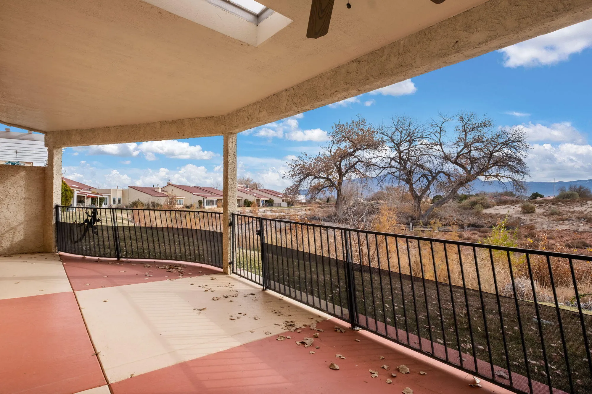 Property Slideshow image 19 of 20 | 504 eastlake dr, Rio Rancho, NM, 87124