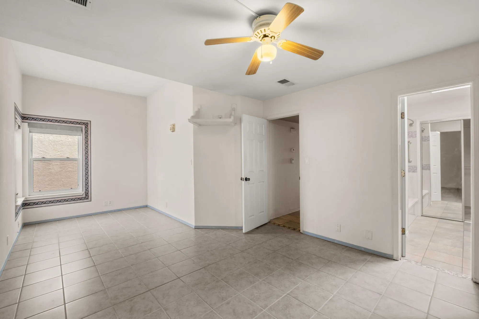 Property Slideshow image 13 of 20 | 504 eastlake dr, Rio Rancho, NM, 87124