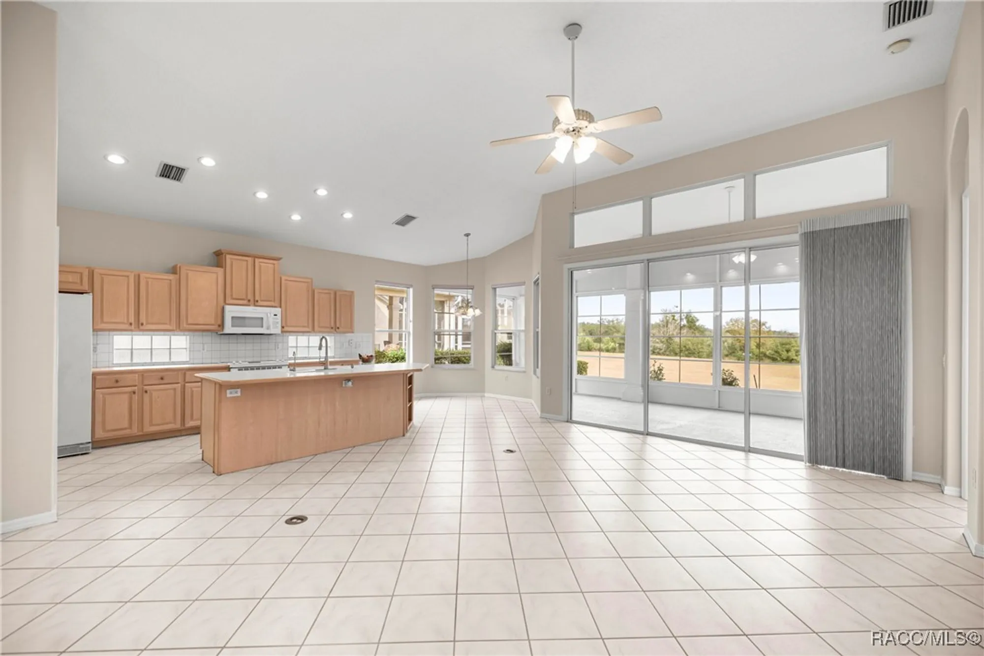 Property Slideshow image 15 of 88 | 51 w doerr path, Hernando, FL, 34442