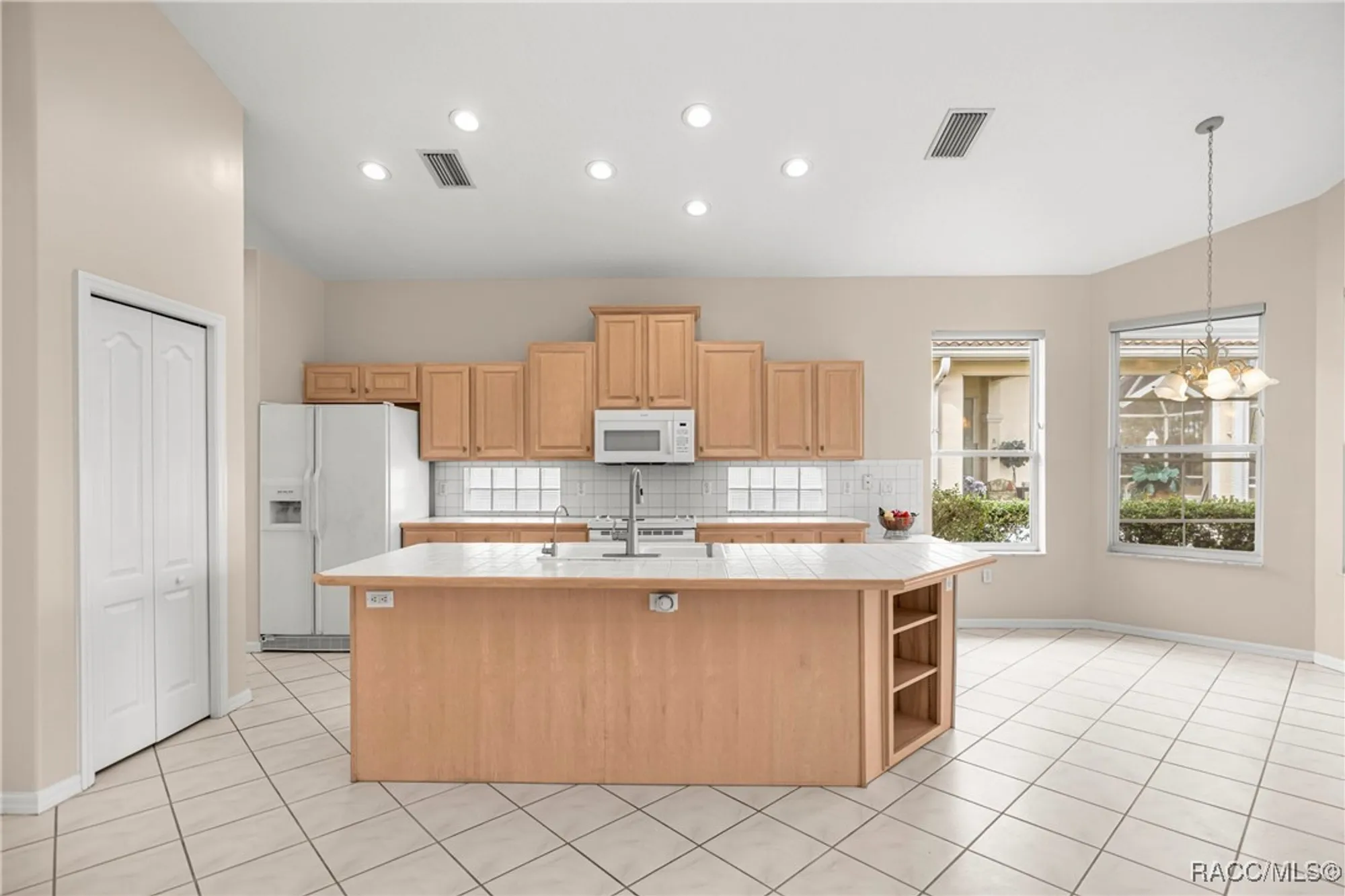 Property Slideshow image 19 of 88 | 51 w doerr path, Hernando, FL, 34442