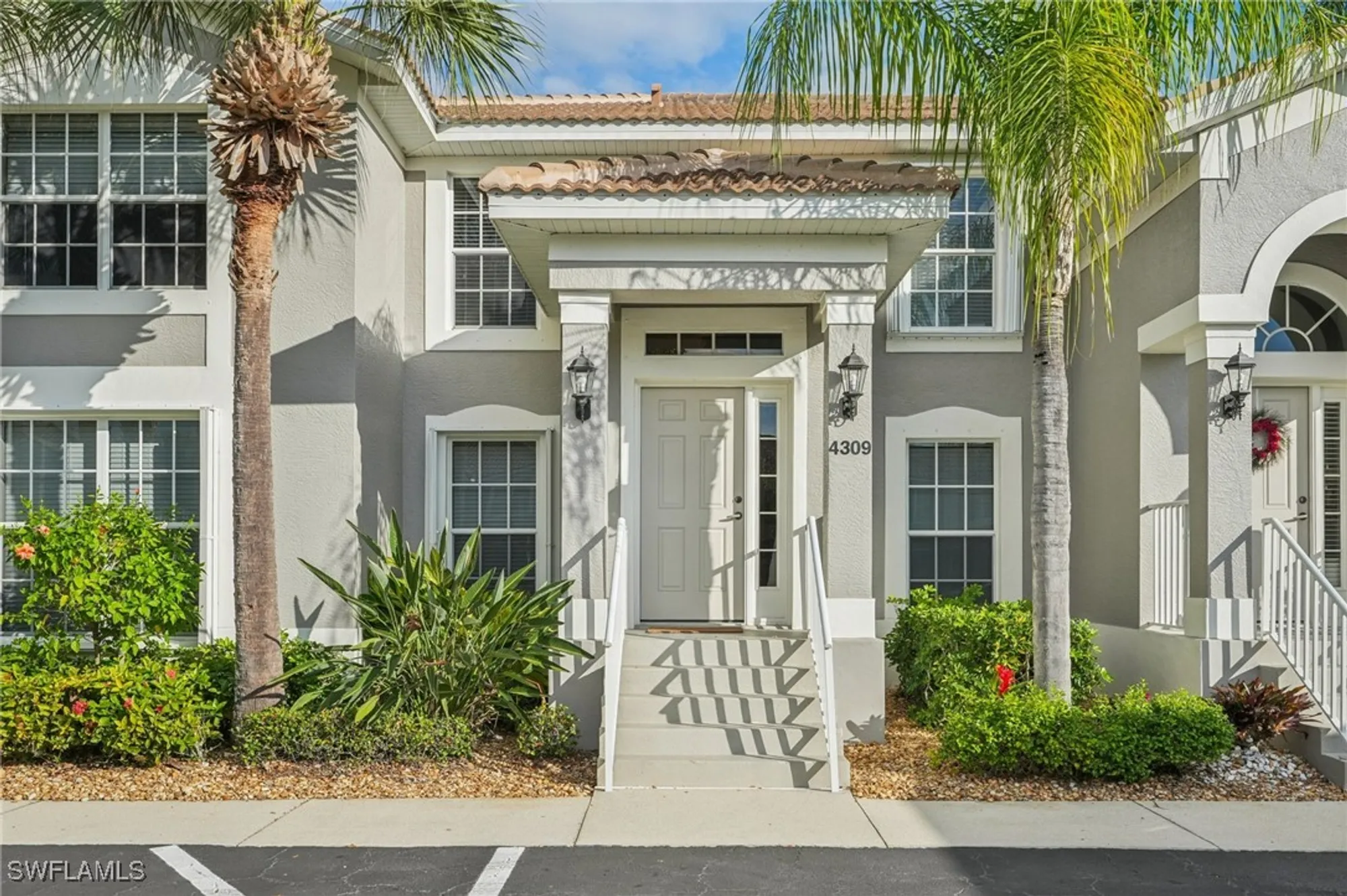 Property Slideshow image 1 of 18 | 9583 hemingway ln 4309, Fort Myers, FL, 33913