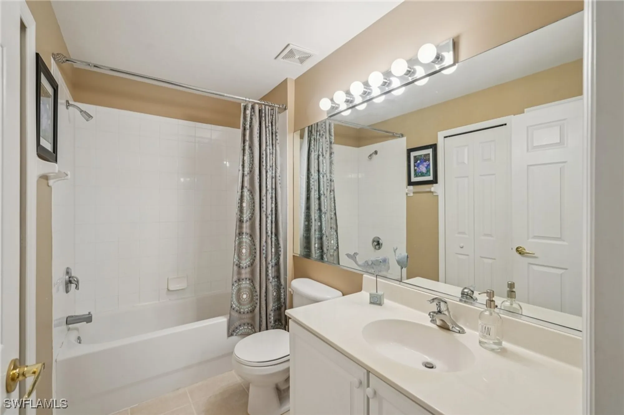 Property Slideshow image 13 of 18 | 9583 hemingway ln 4309, Fort Myers, FL, 33913