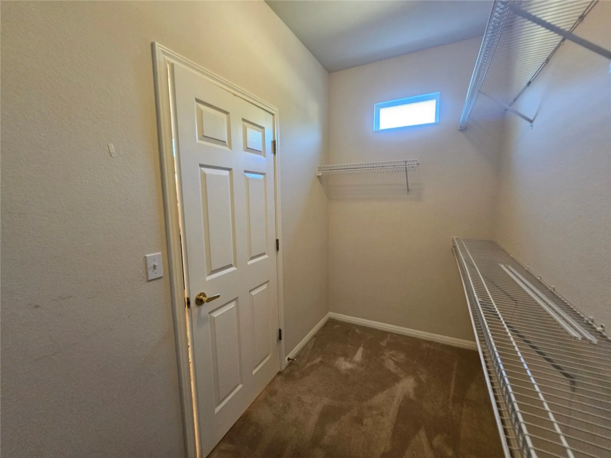 Property Slideshow image 11 of 35 | 211 red poppy trl, Georgetown, TX, 78633