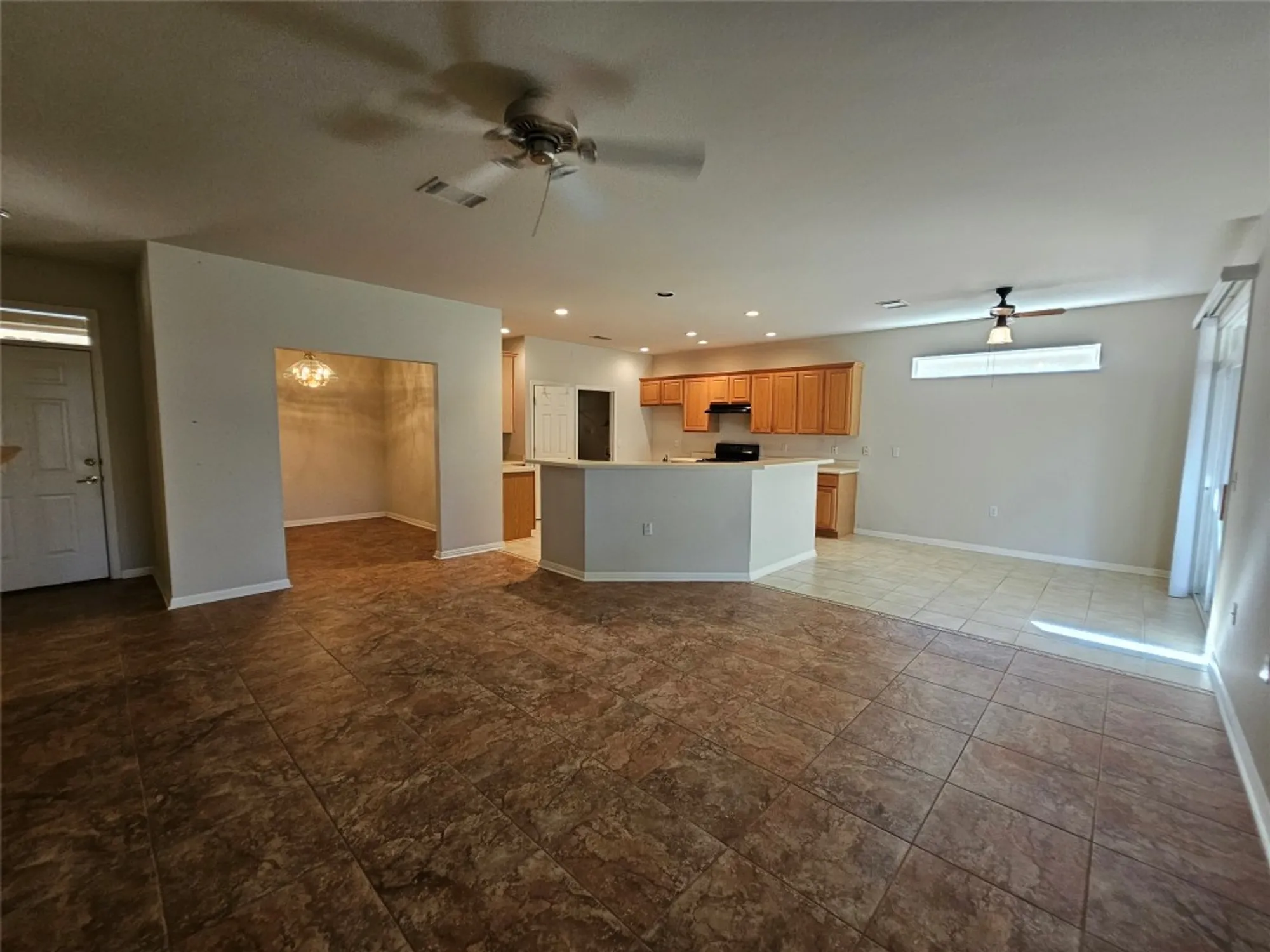 Property Slideshow image 24 of 35 | 211 red poppy trl, Georgetown, TX, 78633