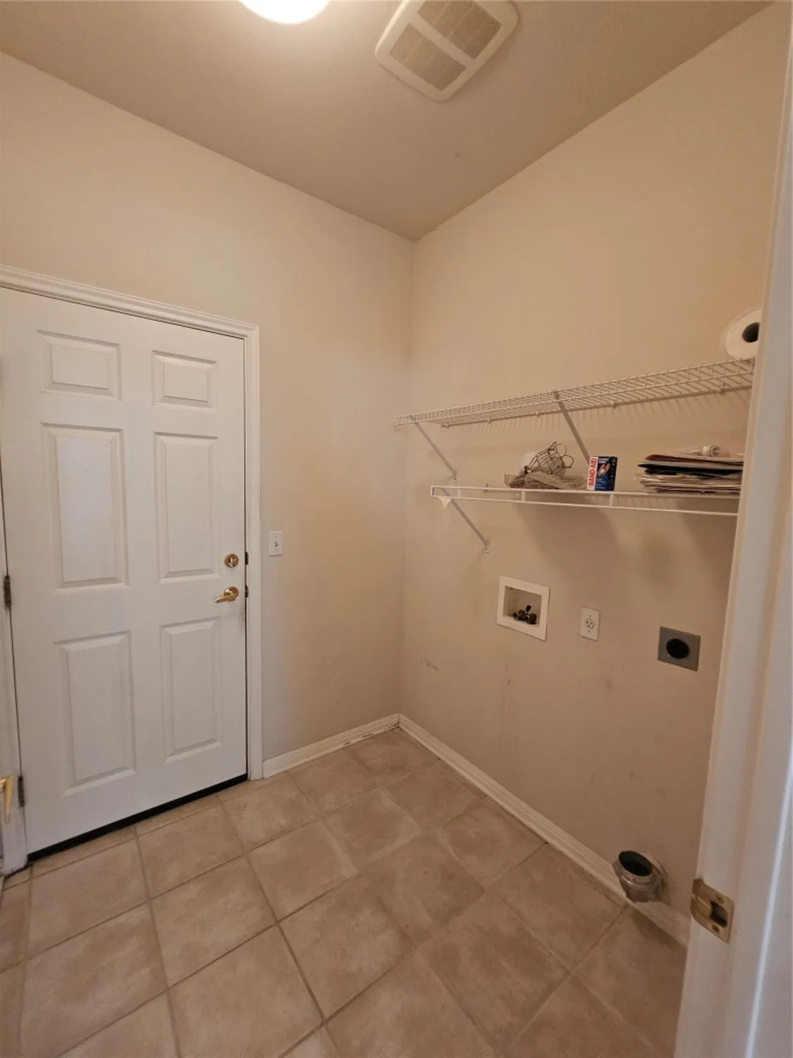 Property Slideshow image 33 of 35 | 211 red poppy trl, Georgetown, TX, 78633