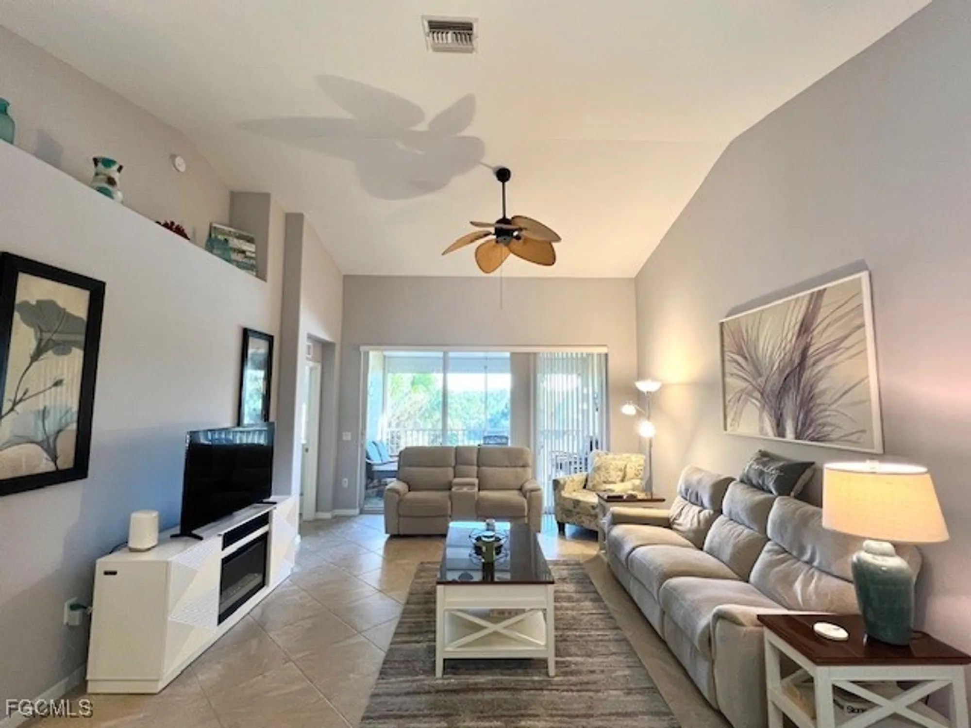 Property Slideshow image 9 of 49 | 10113 colonial country club blvd 2205, Fort Myers, FL, 33913