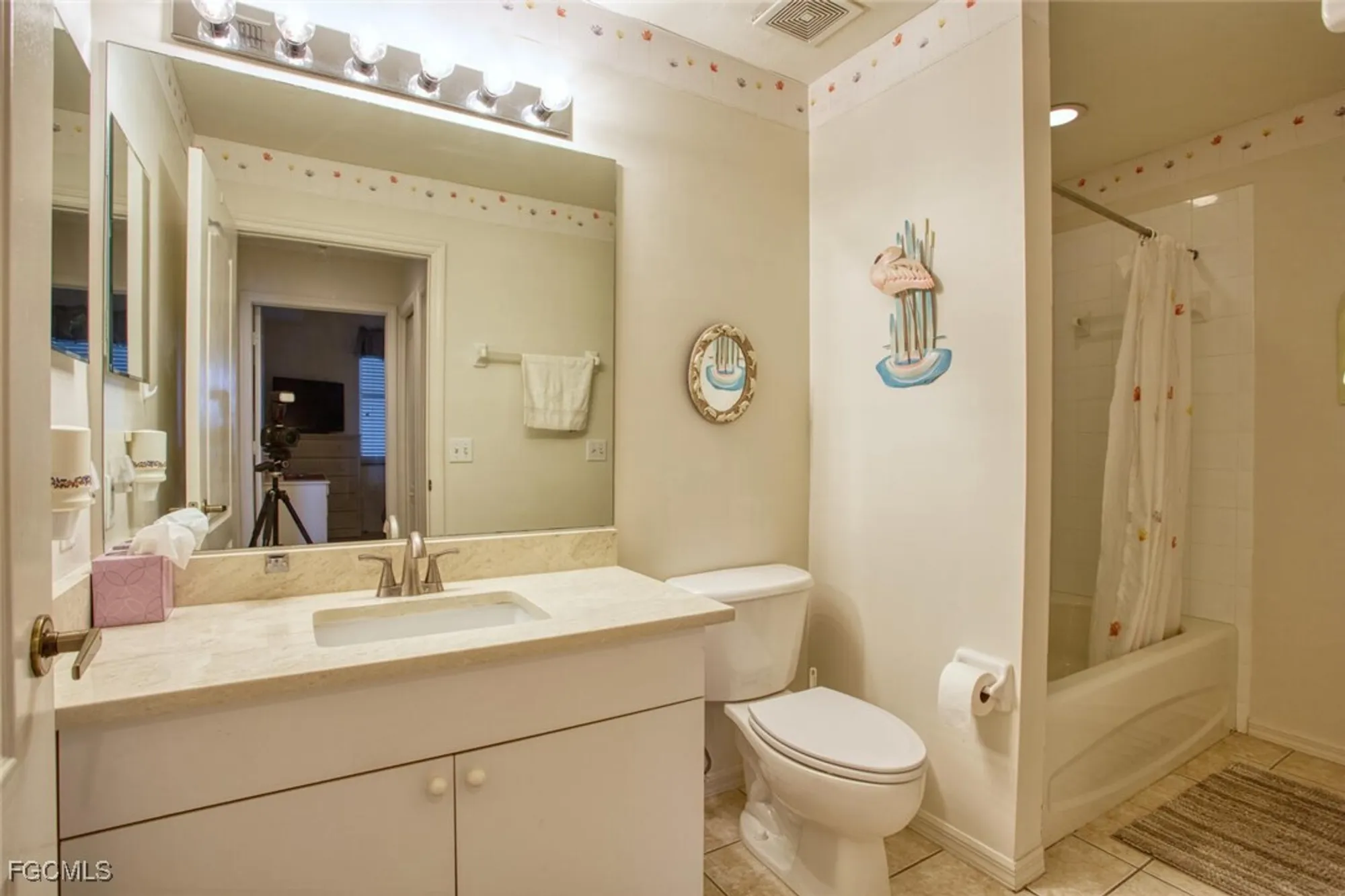 Property Slideshow image 16 of 35 | 10285 bismark palm way apt 1043, Fort Myers, FL, 33966