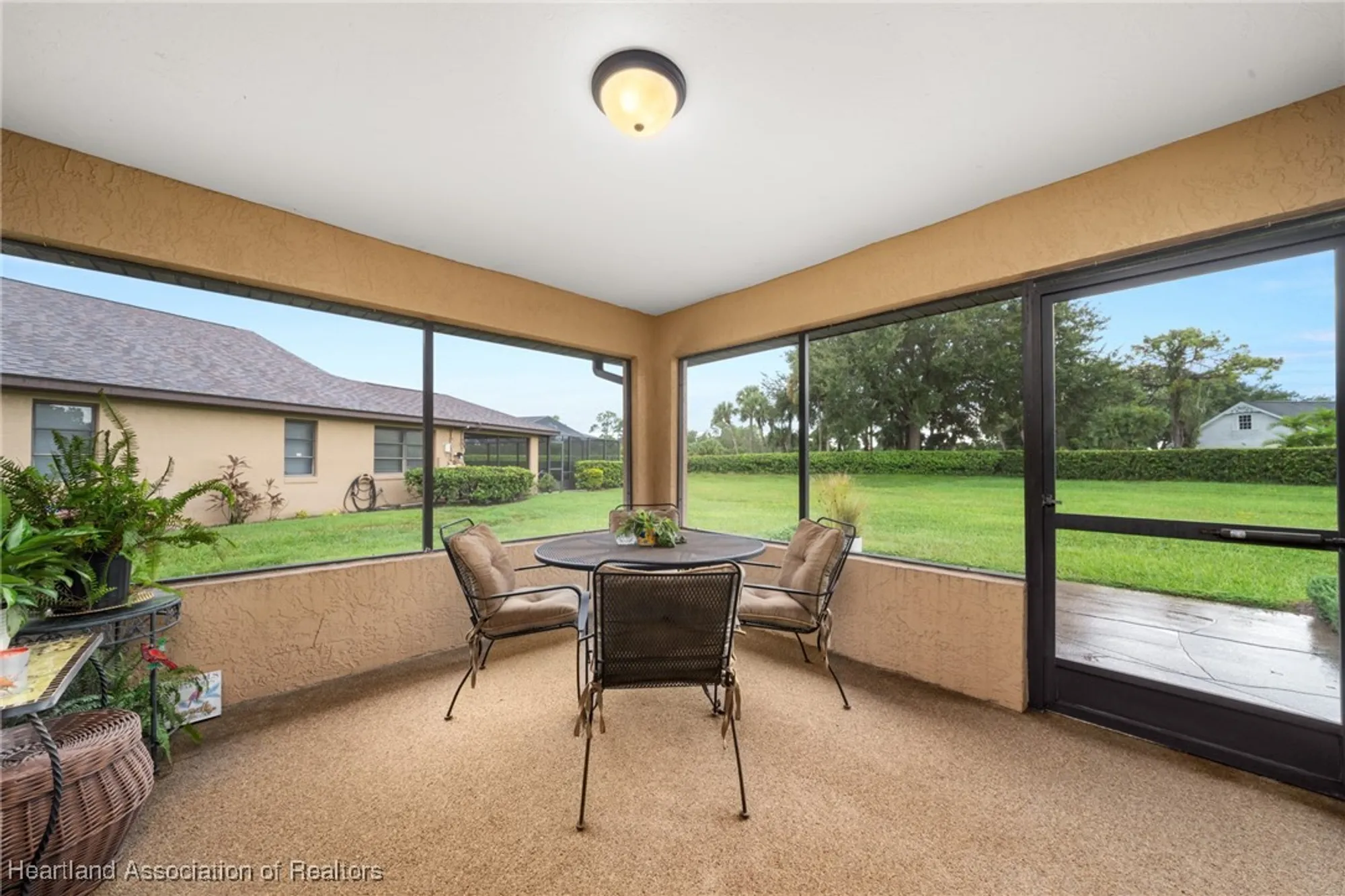Property Slideshow image 17 of 40 | 3312 waterwood dr, Sebring, FL, 33872