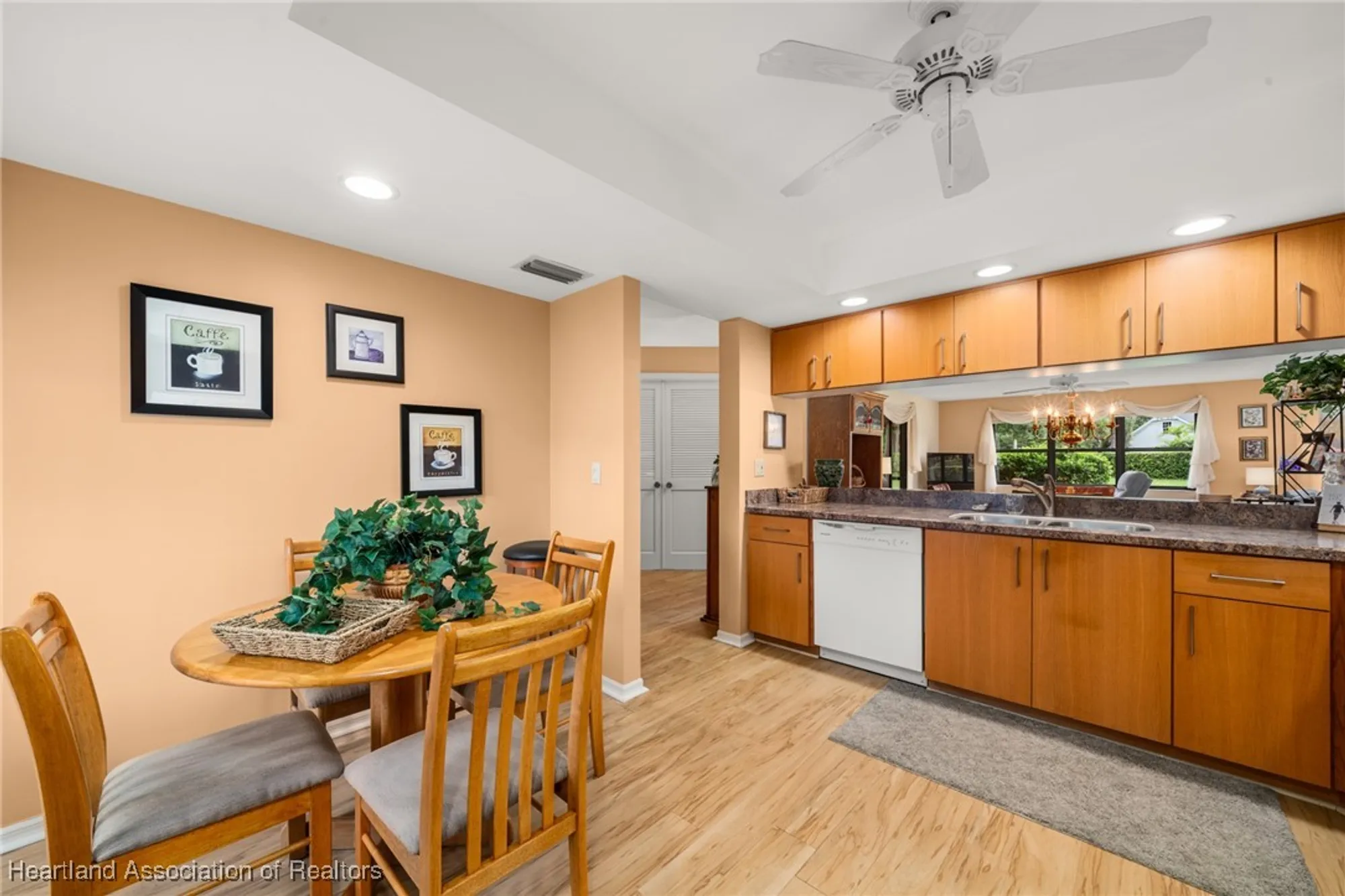 Property Slideshow image 10 of 40 | 3312 waterwood dr, Sebring, FL, 33872