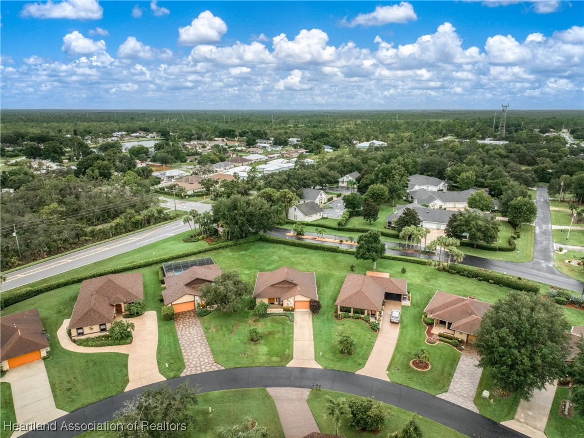 Property Slideshow image 35 of 40 | 3312 waterwood dr, Sebring, FL, 33872