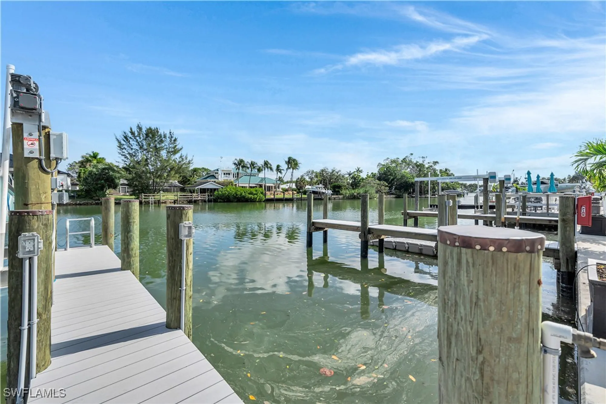 Property Slideshow image 25 of 38 | 1950 gulf shore blvd 201, Naples, FL, 34102