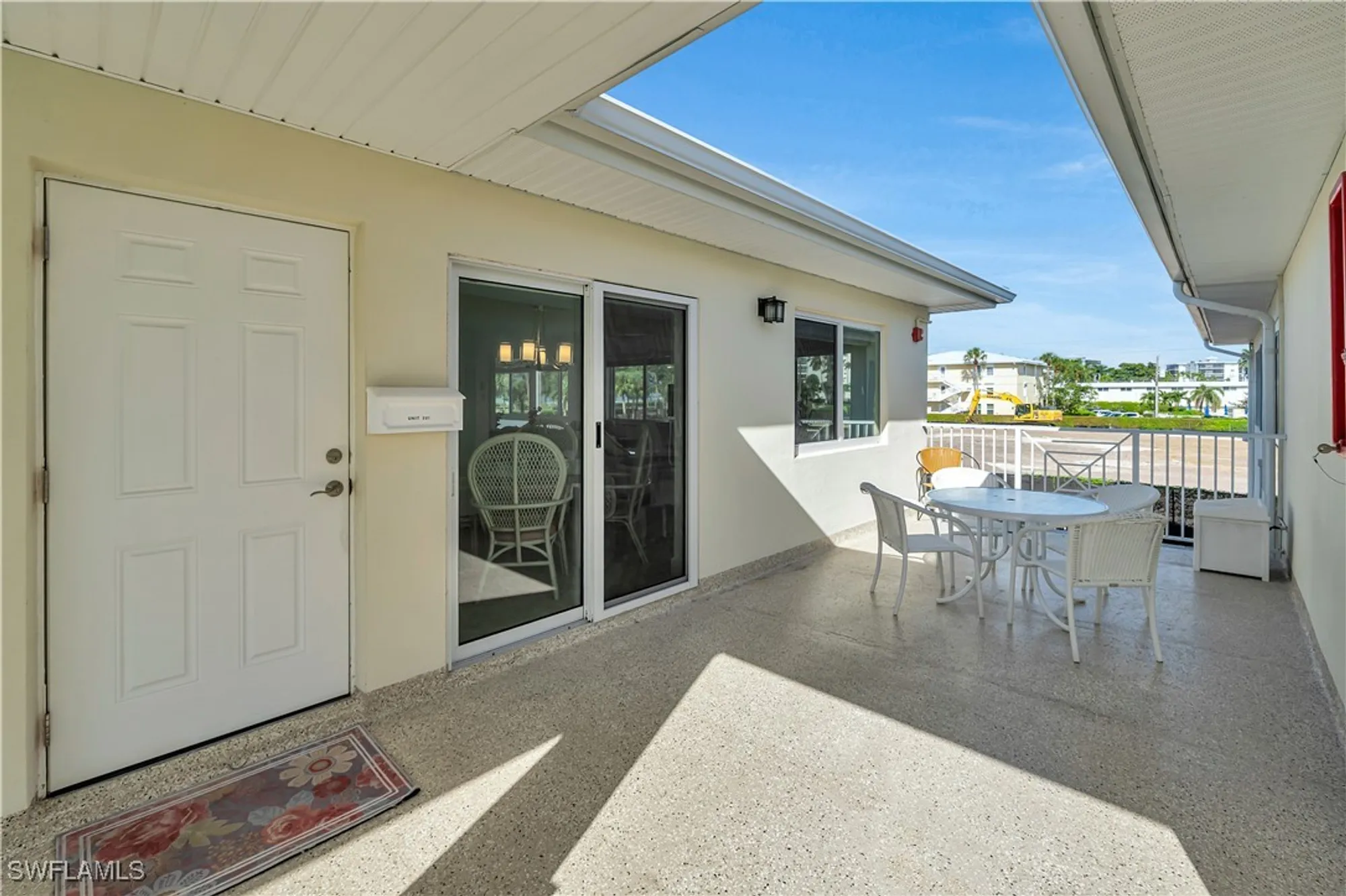 Property Slideshow image 3 of 38 | 1950 gulf shore blvd 201, Naples, FL, 34102