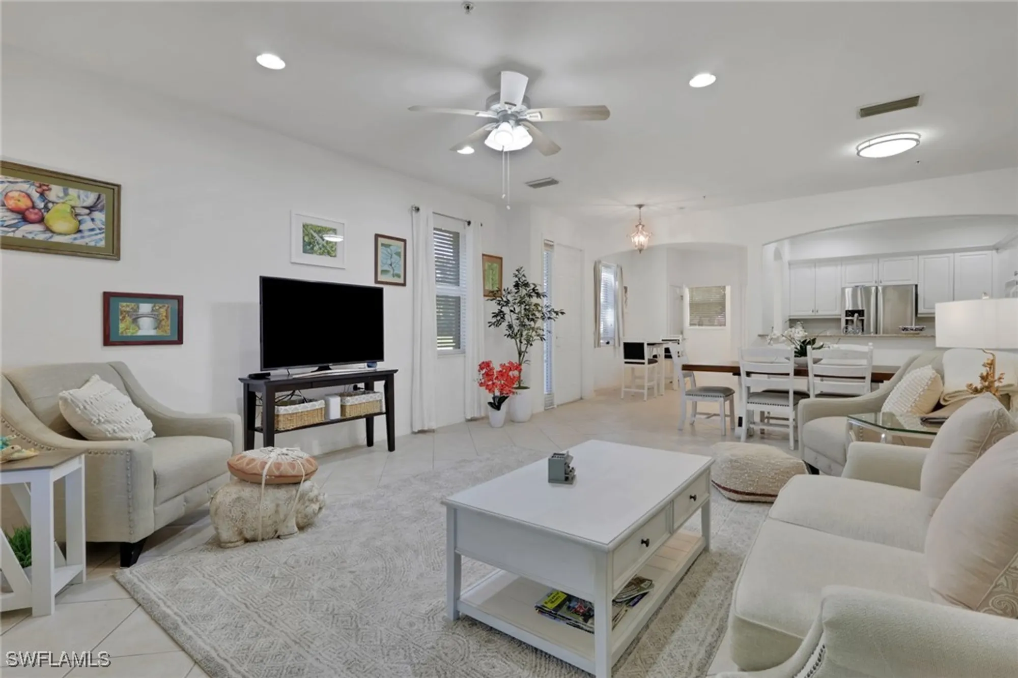 Property Slideshow image 10 of 35 | 3240 cottonwood bnd apt 206, Fort Myers, FL, 33905