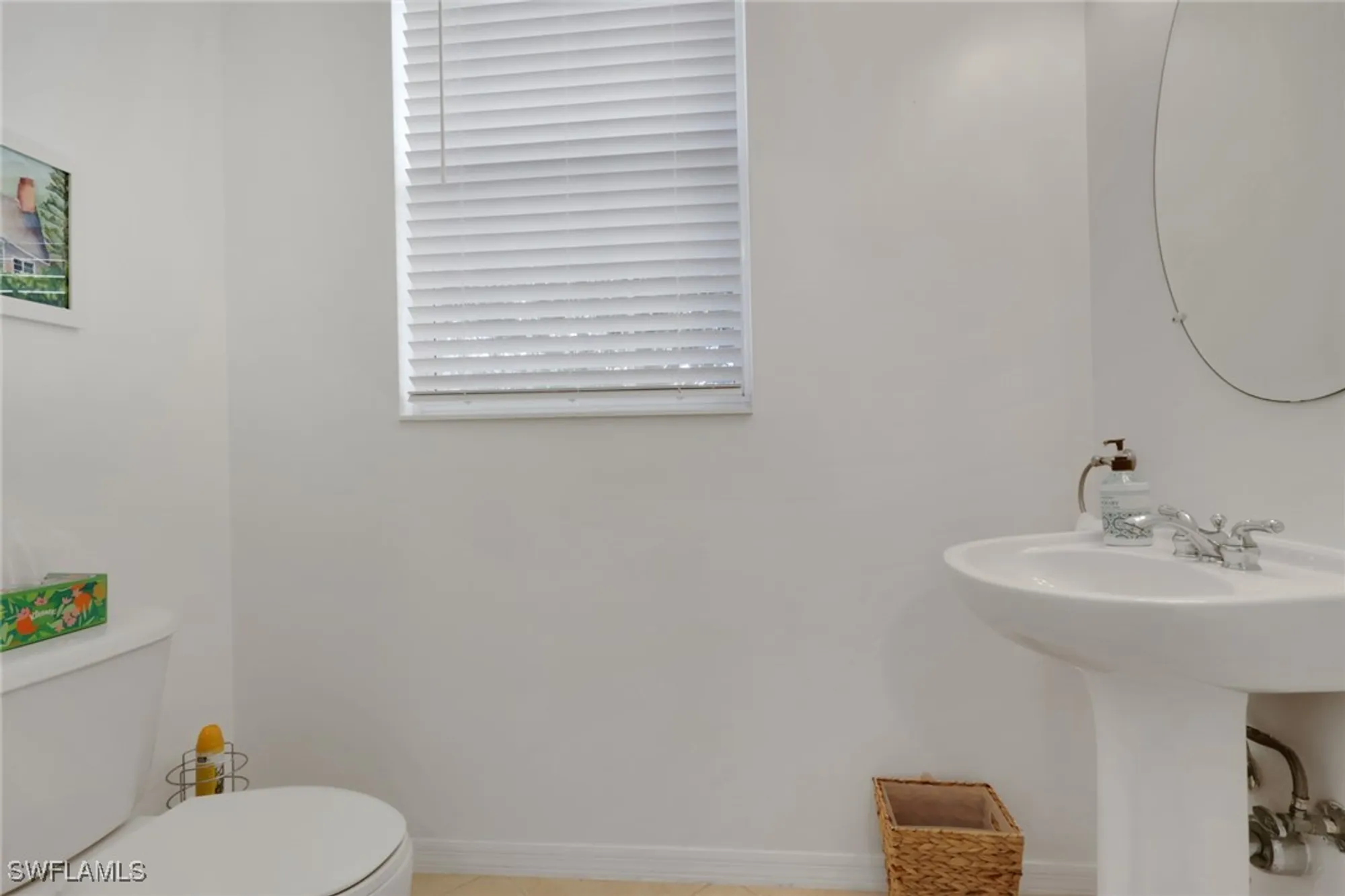 Property Slideshow image 13 of 35 | 3240 cottonwood bnd apt 206, Fort Myers, FL, 33905