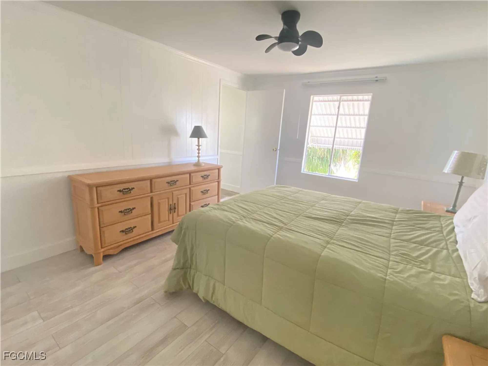 Property Slideshow image 21 of 44 | 5506 virginia dare ln, North Fort Myers, FL, 33917