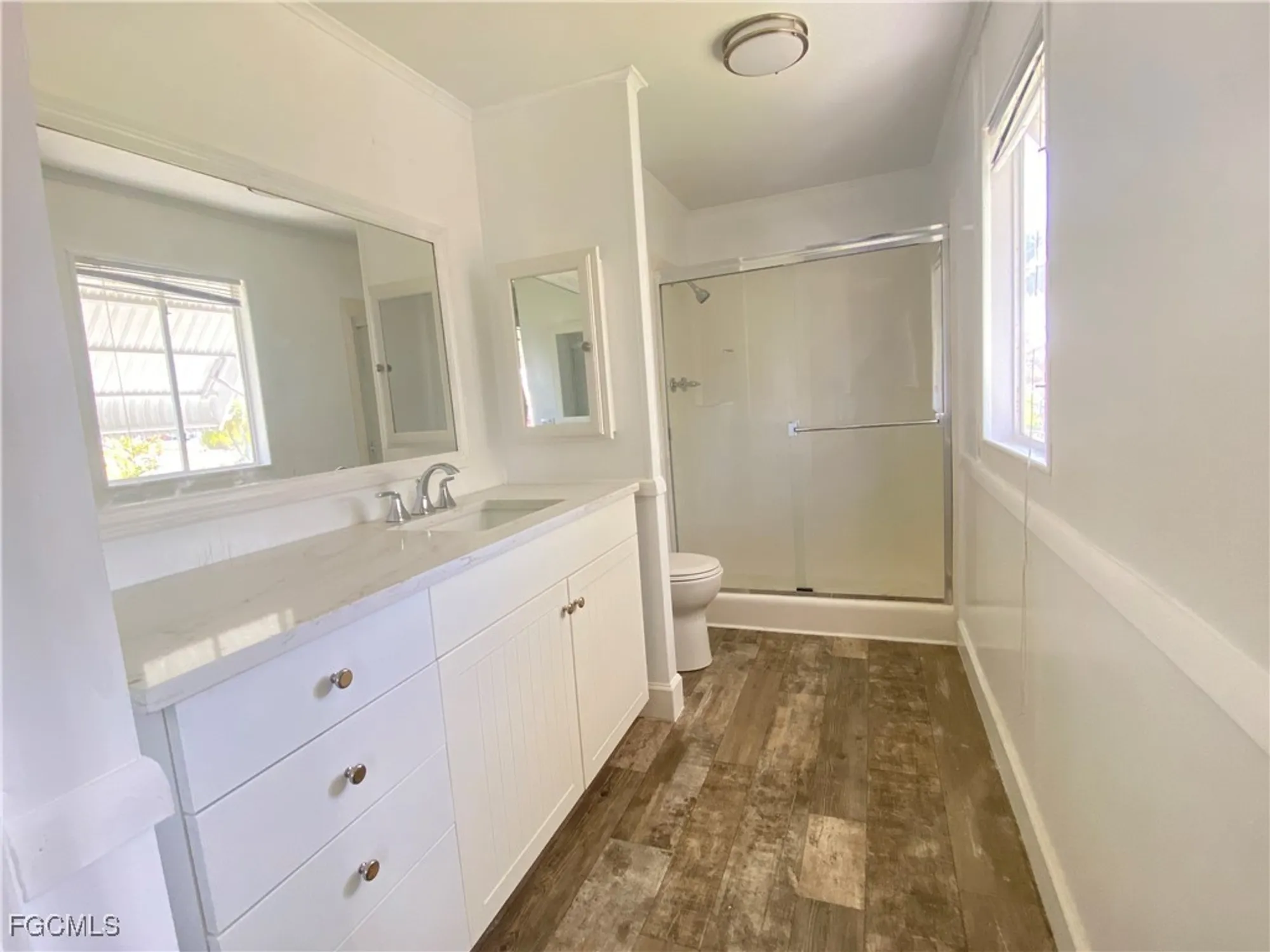 Property Slideshow image 23 of 44 | 5506 virginia dare ln, North Fort Myers, FL, 33917