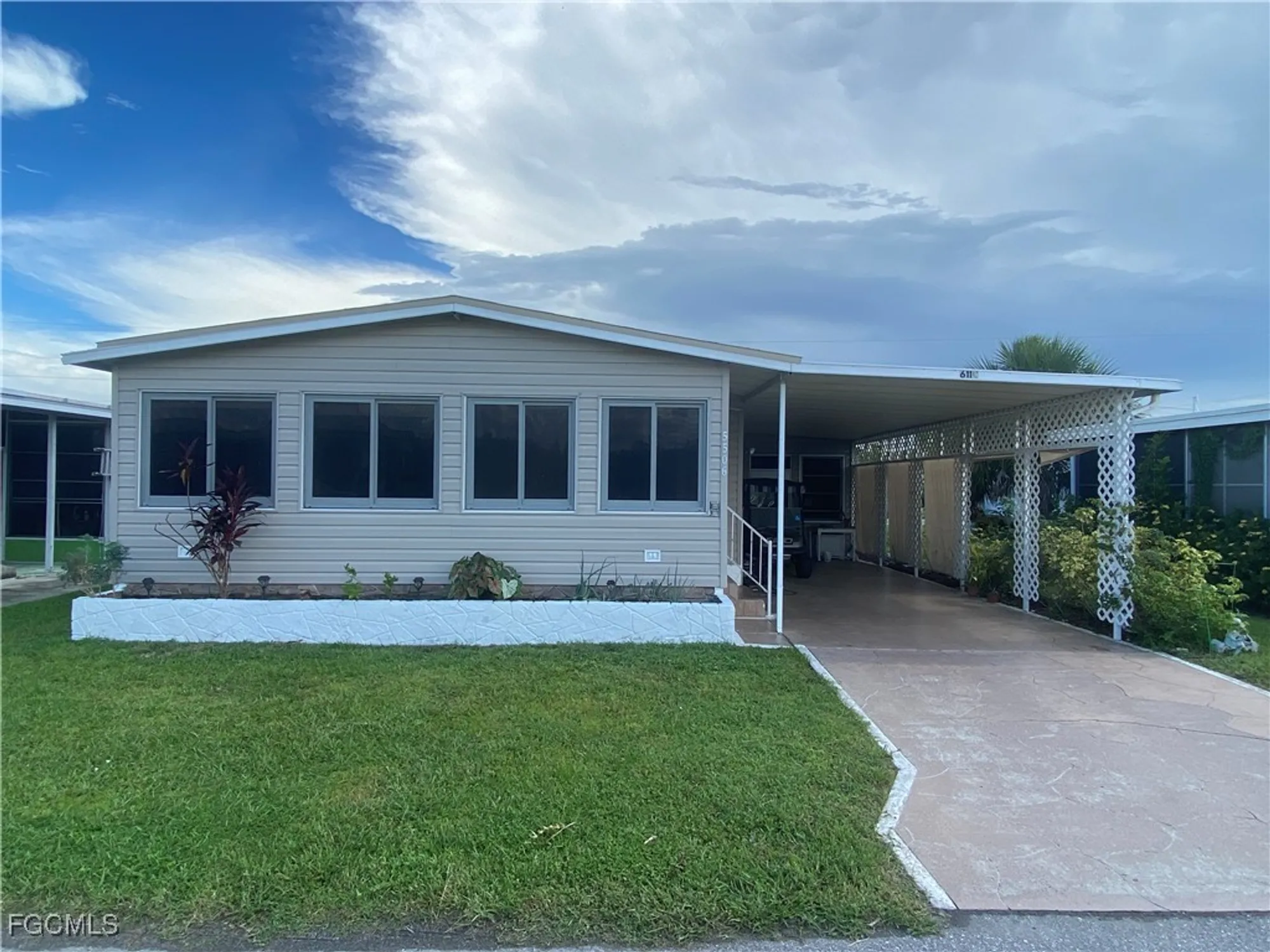 Property Slideshow image 32 of 44 | 5506 virginia dare ln, North Fort Myers, FL, 33917