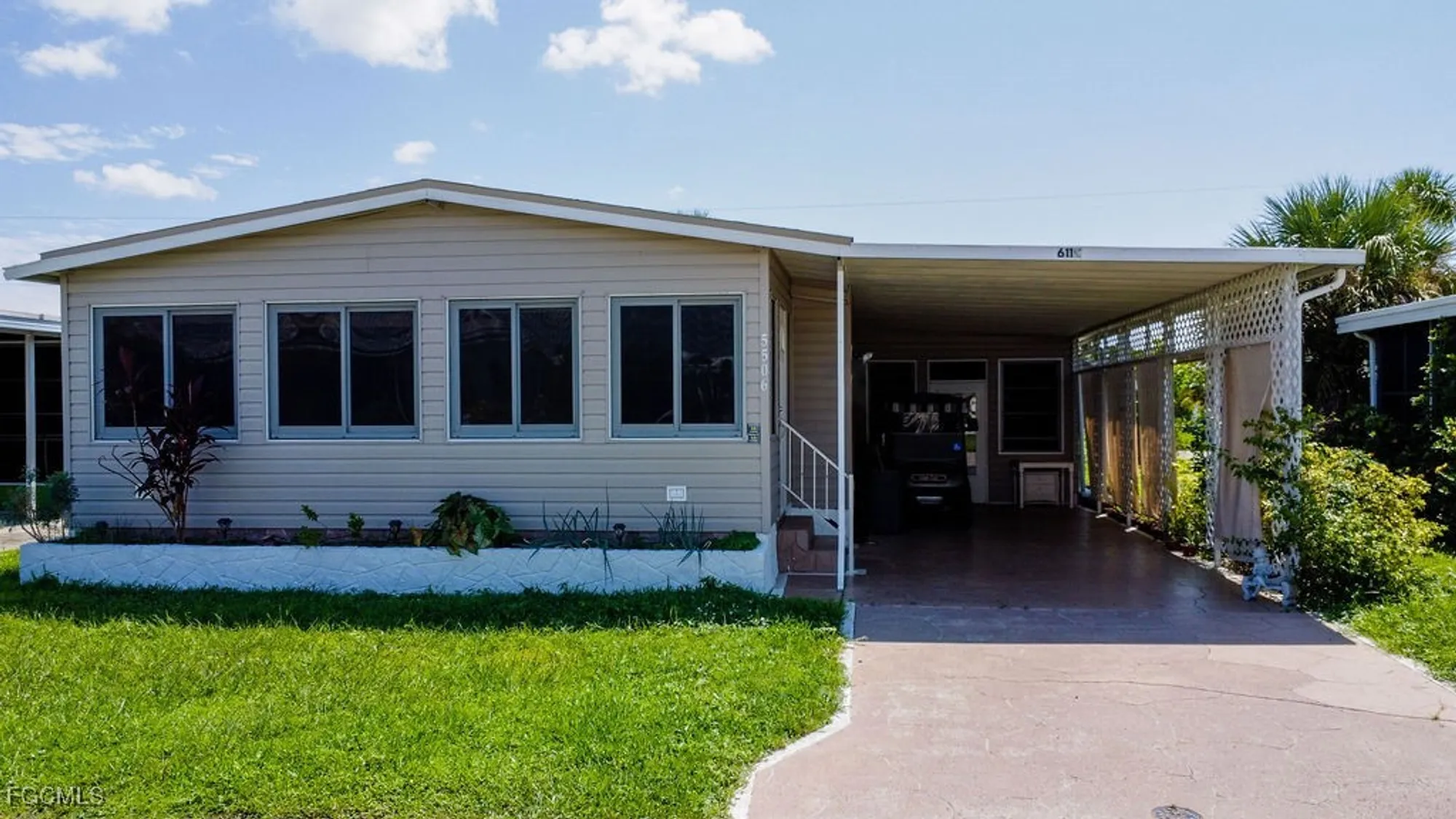 Property Slideshow image 33 of 44 | 5506 virginia dare ln, North Fort Myers, FL, 33917