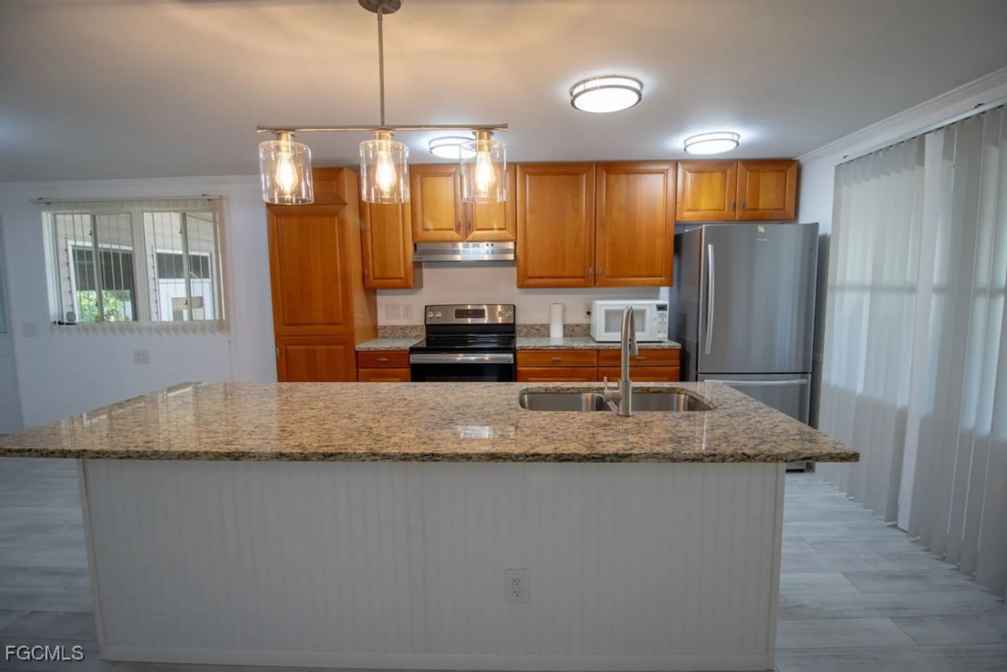 Property Slideshow image 4 of 44 | 5506 virginia dare ln, North Fort Myers, FL, 33917