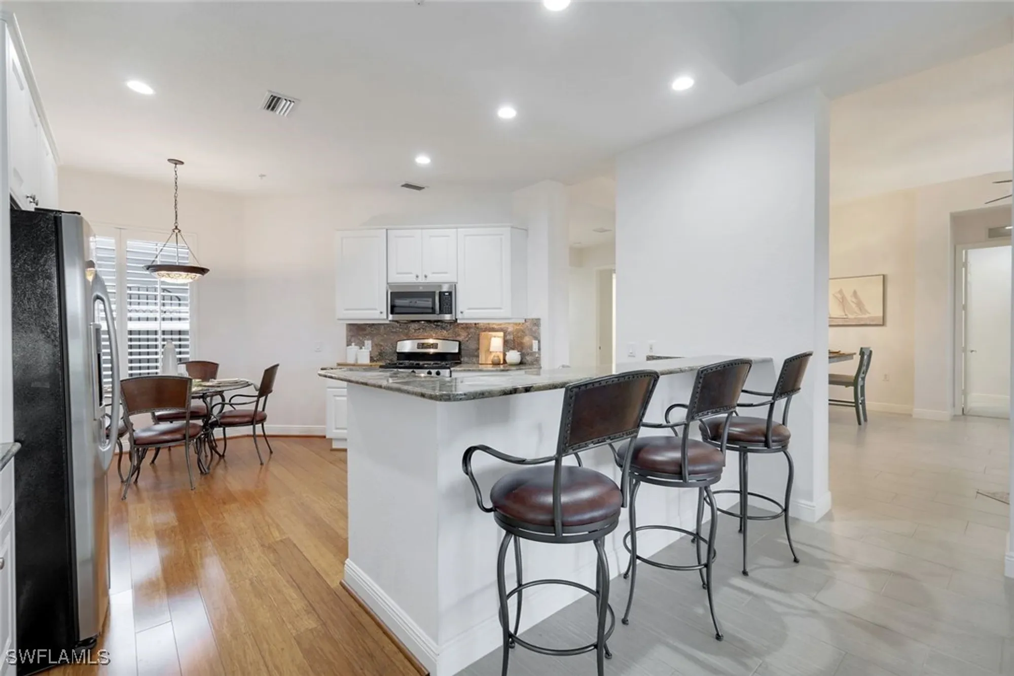 Property Slideshow image 14 of 39 | 9255 museo cir 102, Naples, FL, 34114