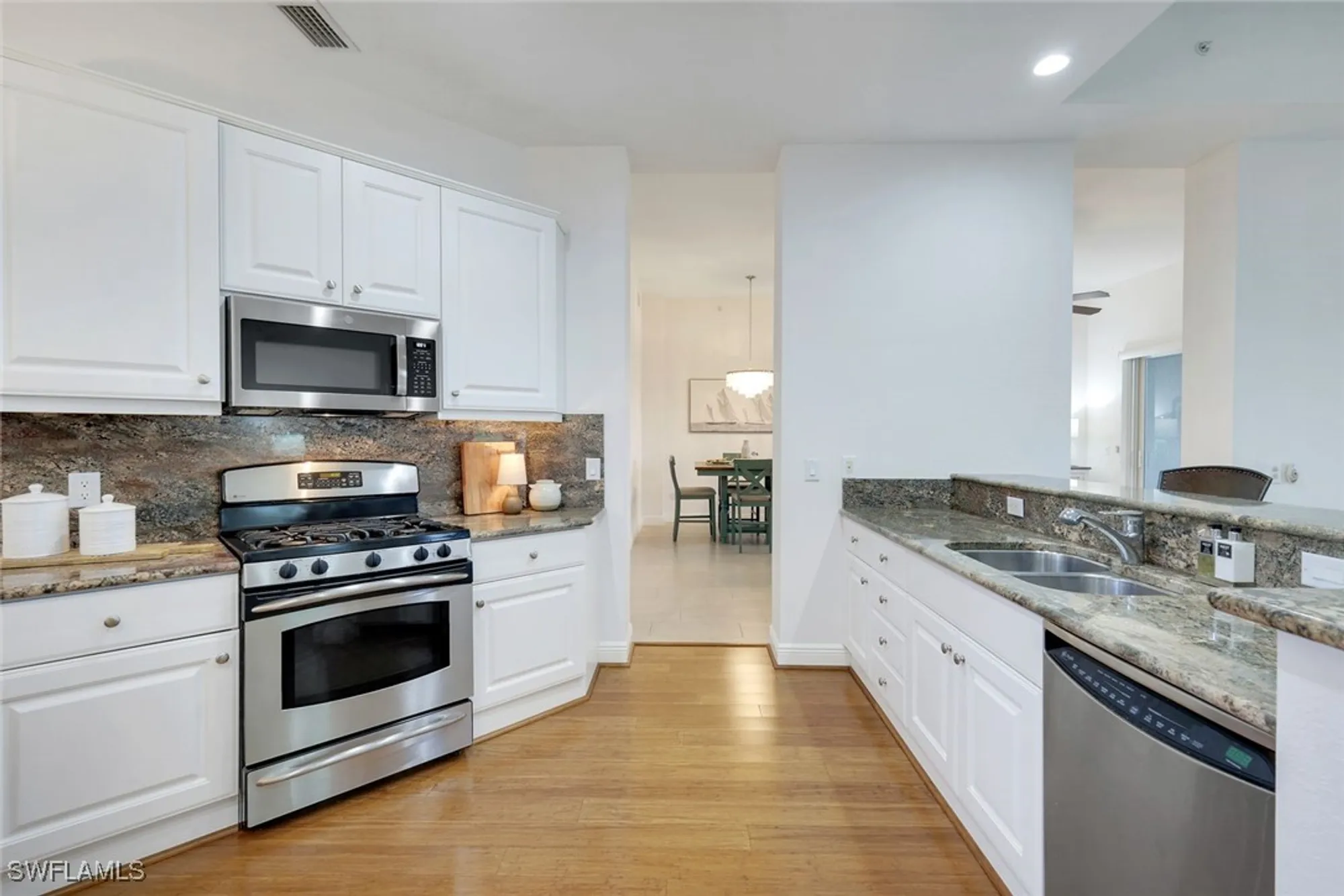 Property Slideshow image 12 of 39 | 9255 museo cir 102, Naples, FL, 34114