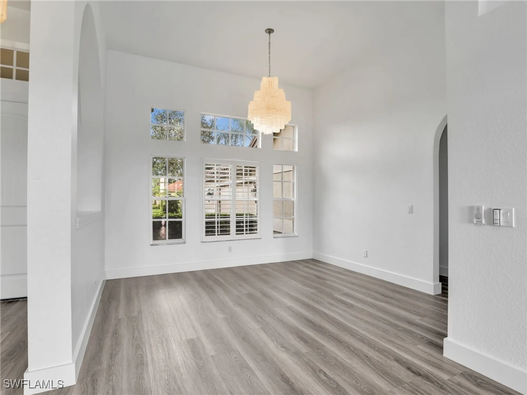 Property Slideshow image 26 of 49 | 8983 mustang island cir, Naples, FL, 34113