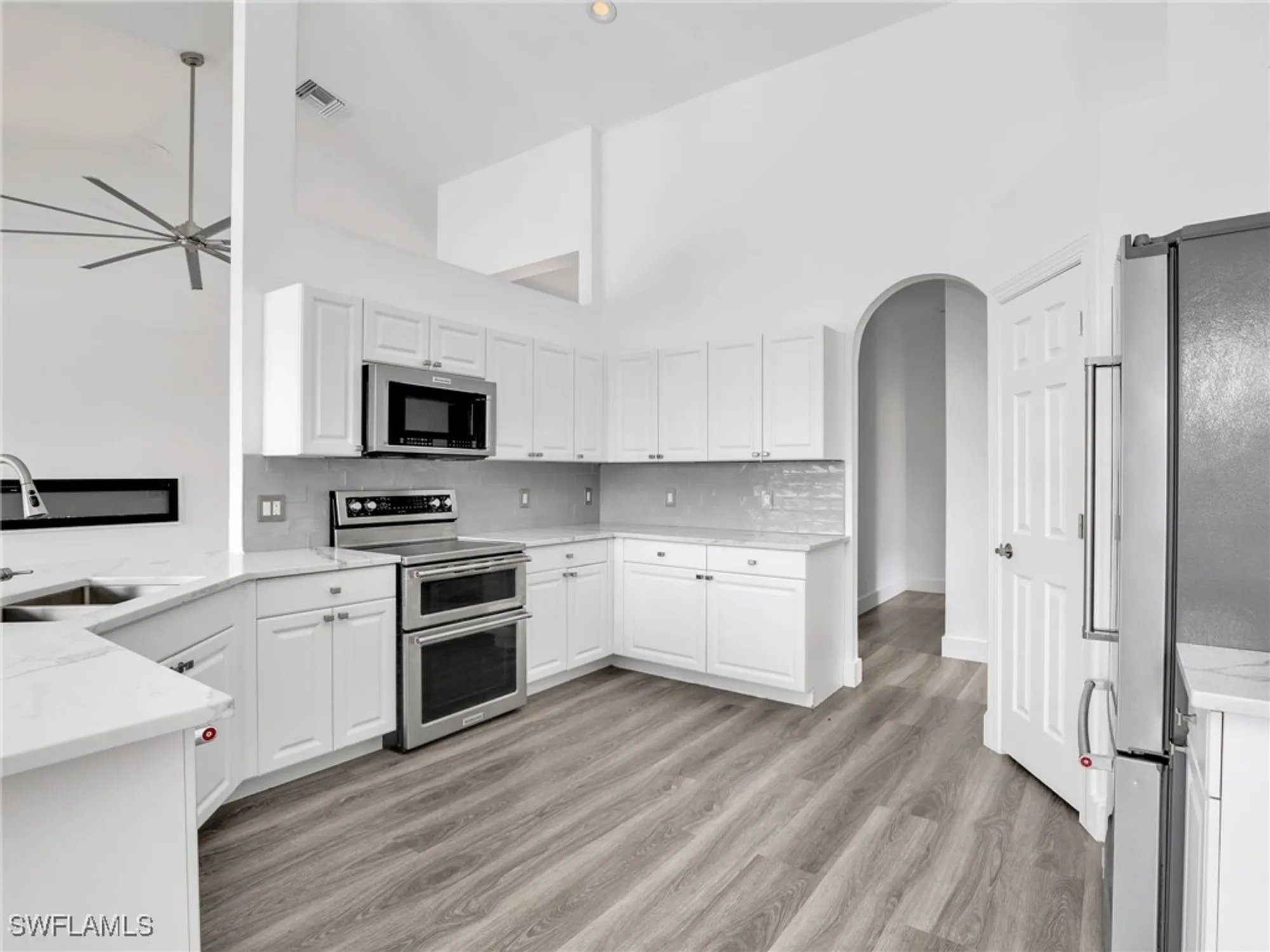 Property Slideshow image 23 of 49 | 8983 mustang island cir, Naples, FL, 34113