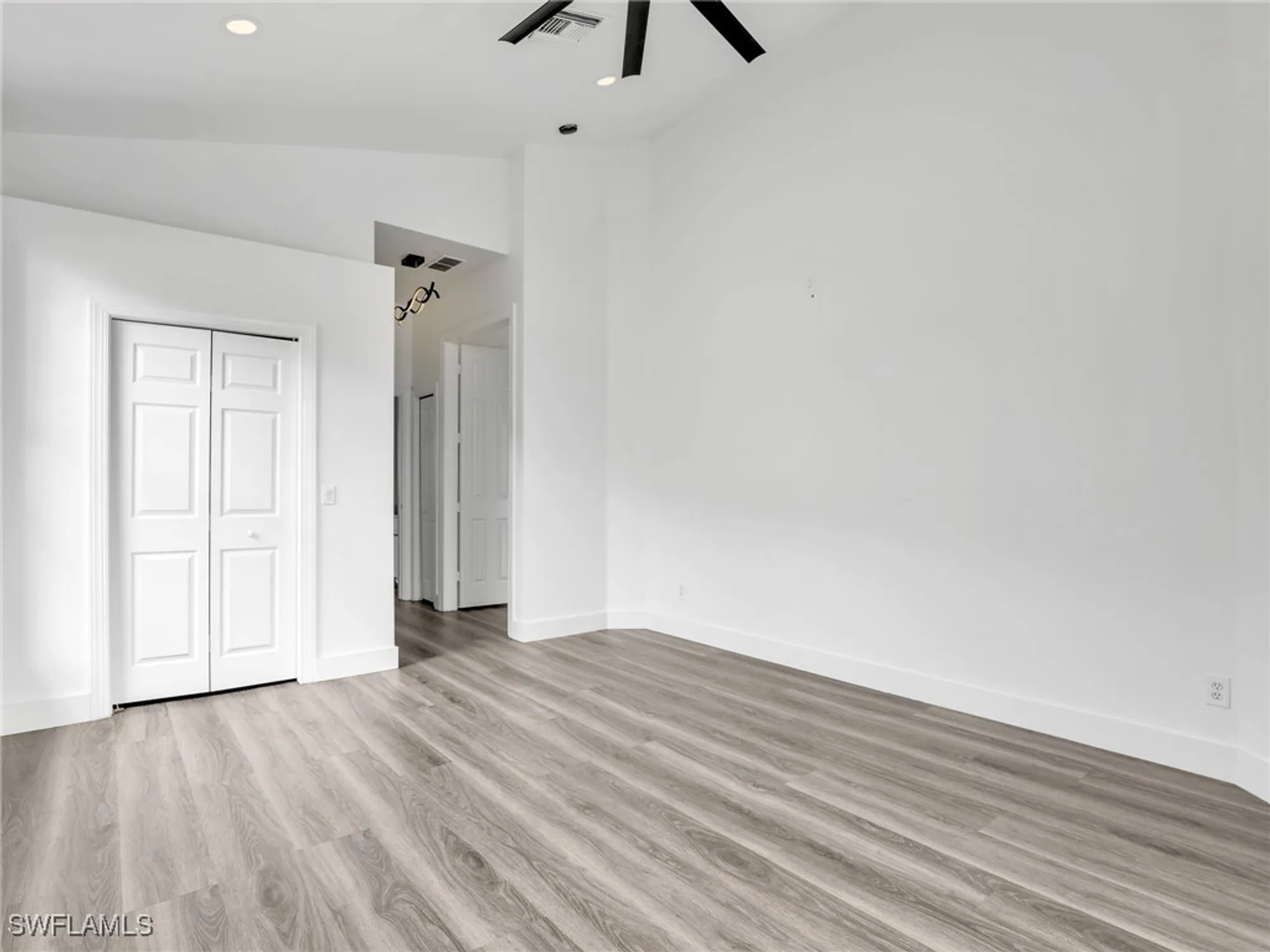 Property Slideshow image 38 of 49 | 8983 mustang island cir, Naples, FL, 34113