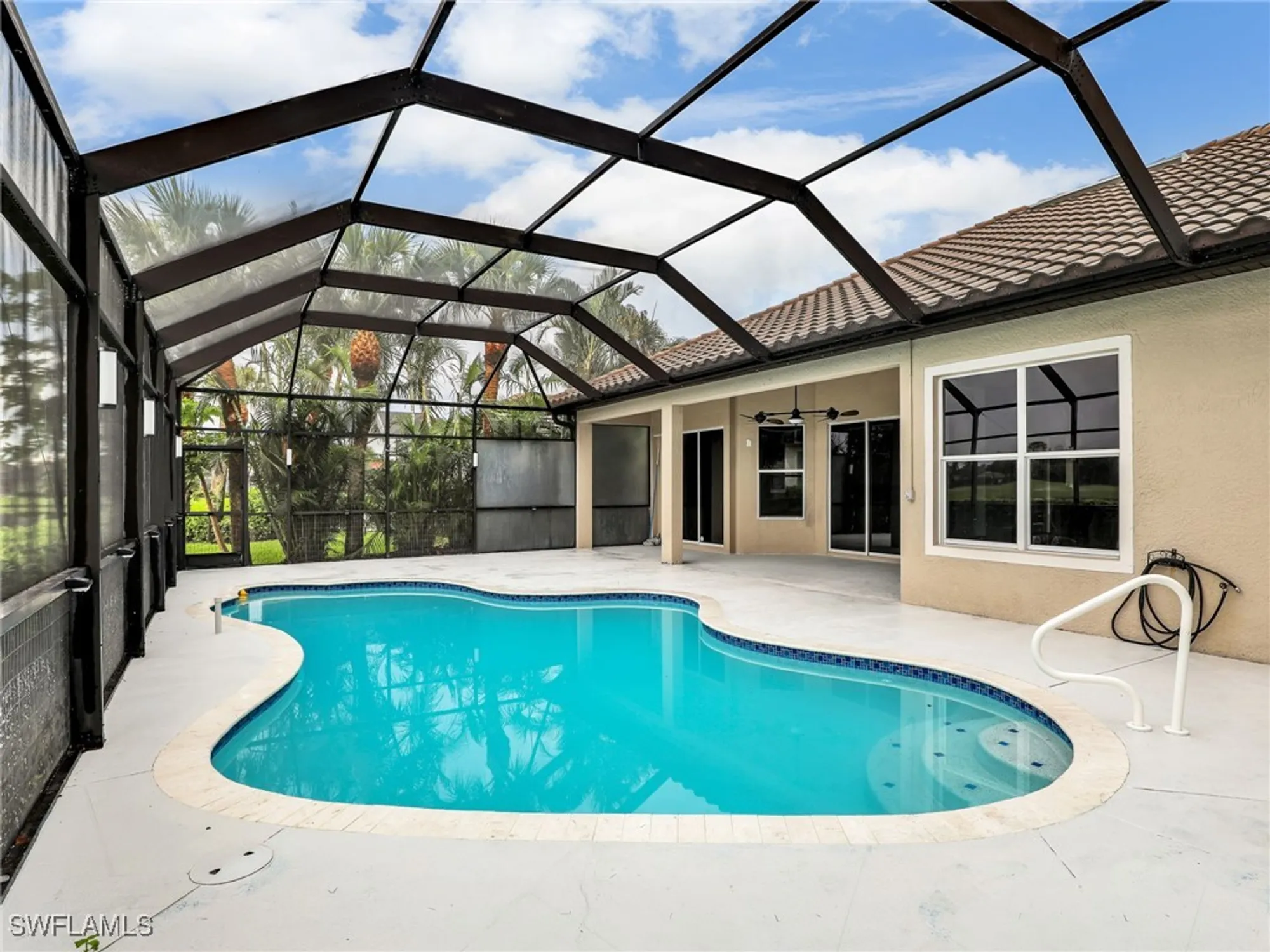 Property Slideshow image 8 of 49 | 8983 mustang island cir, Naples, FL, 34113