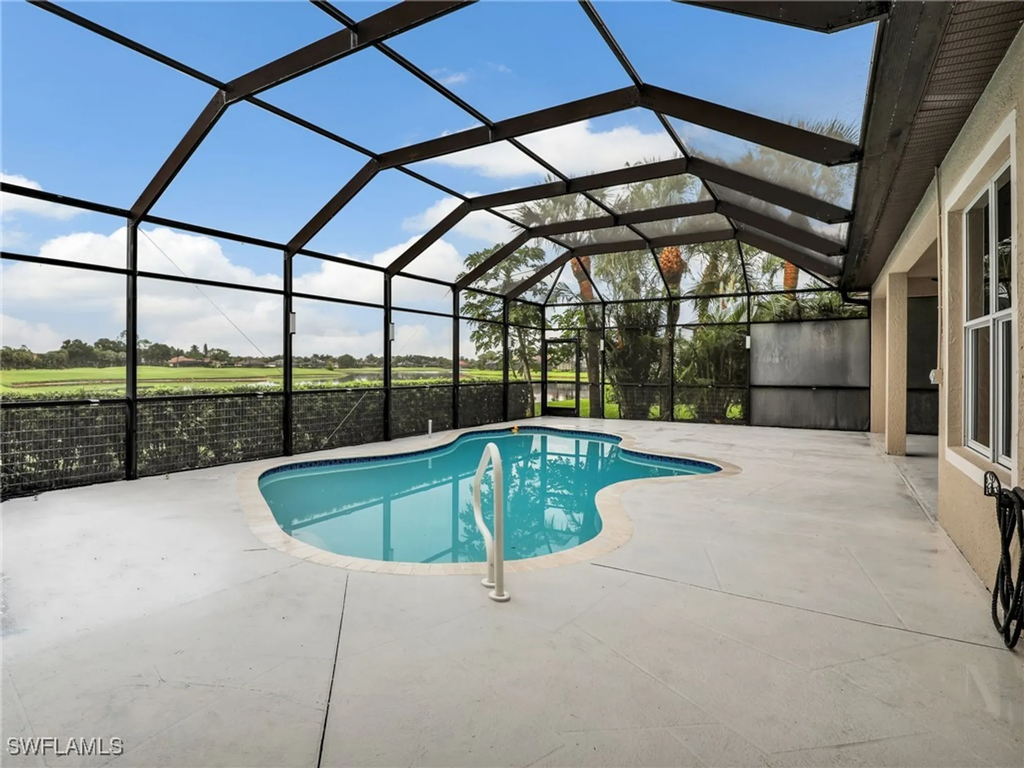 Property Slideshow image 9 of 49 | 8983 mustang island cir, Naples, FL, 34113