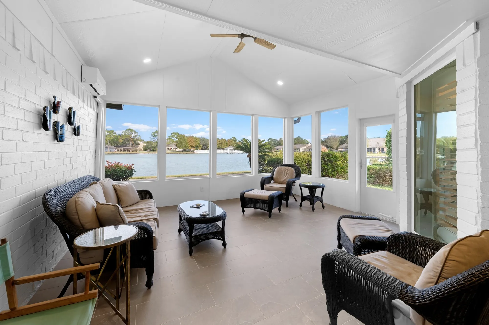 Property Slideshow image 15 of 41 | 2919 n peach hollow cir, Pearland, TX, 77584