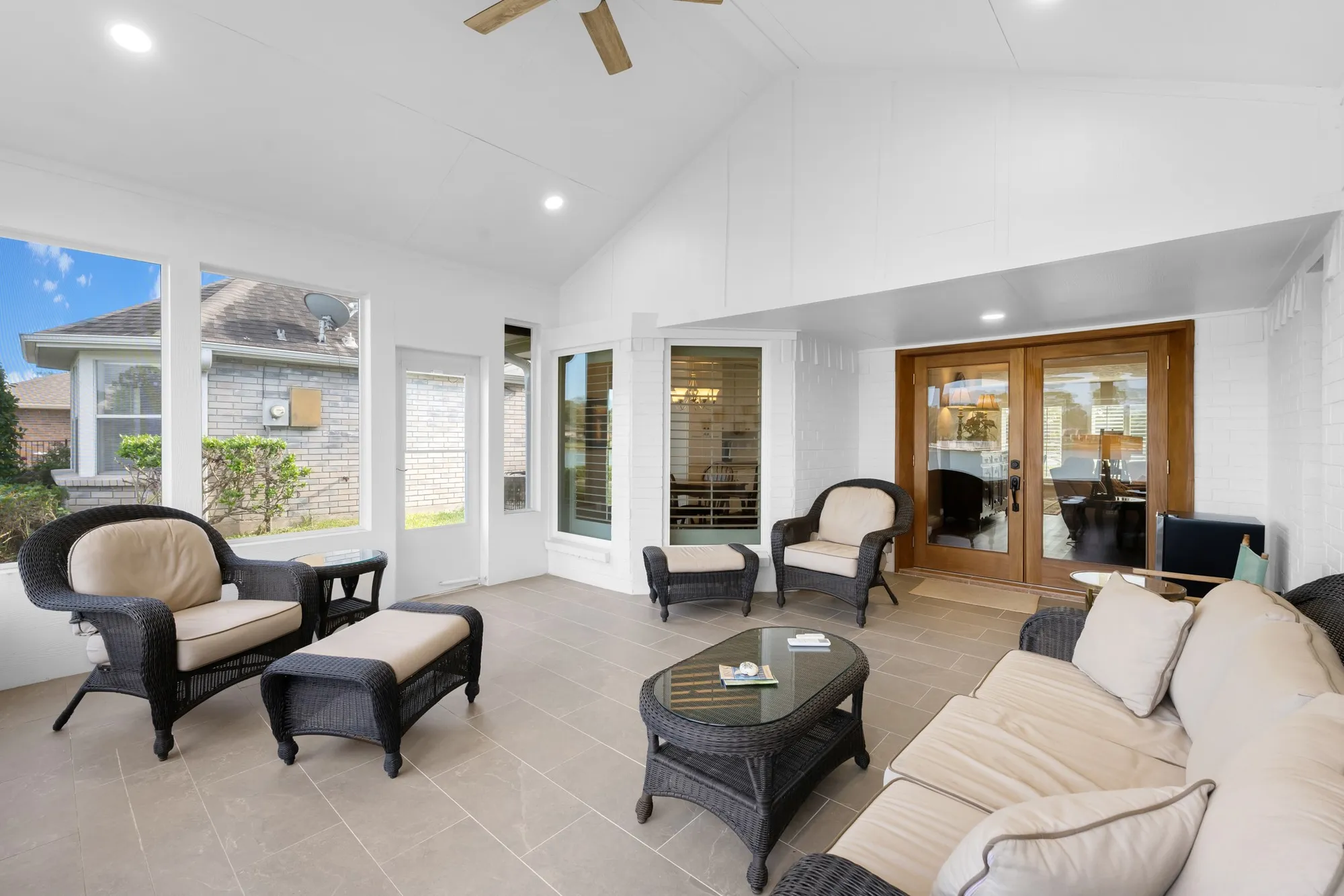 Property Slideshow image 16 of 41 | 2919 n peach hollow cir, Pearland, TX, 77584