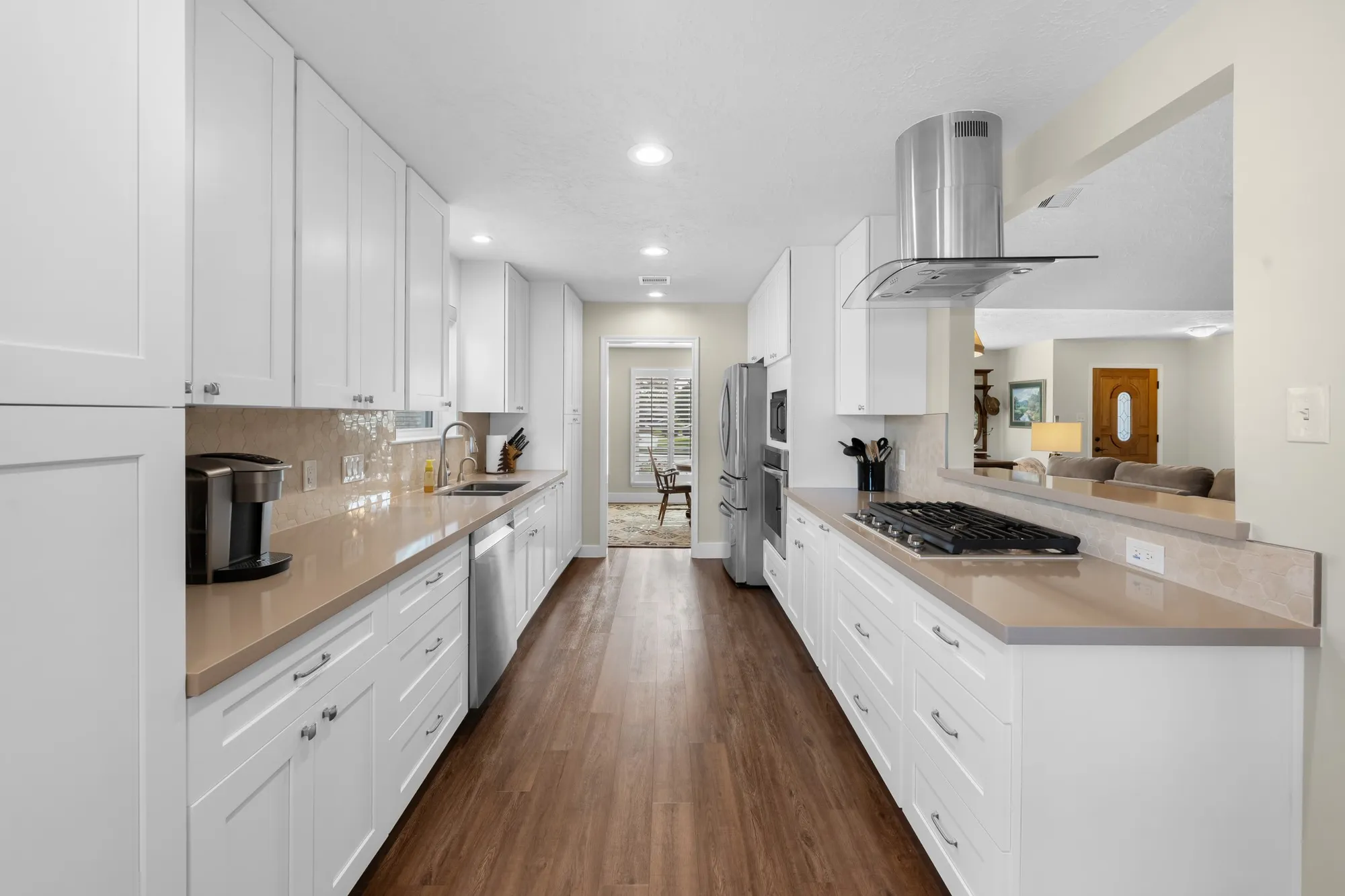 Property Slideshow image 10 of 41 | 2919 n peach hollow cir, Pearland, TX, 77584