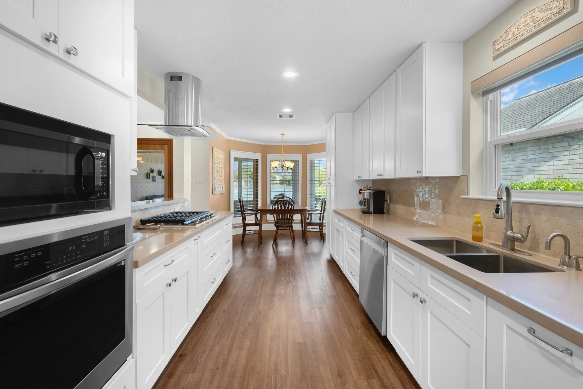 Property Slideshow image 13 of 41 | 2919 n peach hollow cir, Pearland, TX, 77584