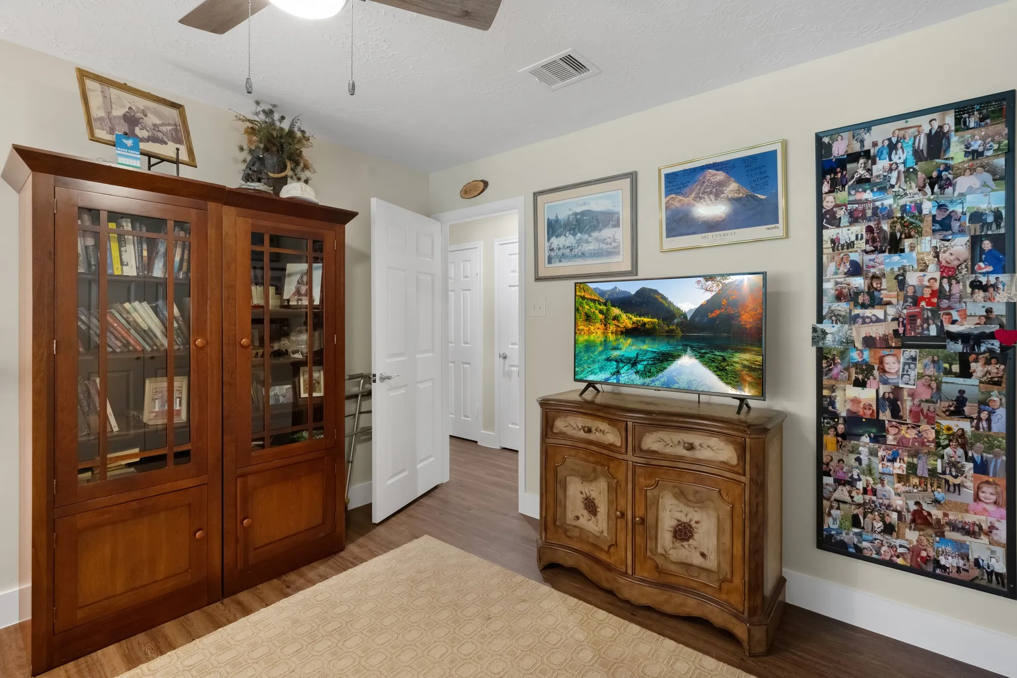 Property Slideshow image 25 of 41 | 2919 n peach hollow cir, Pearland, TX, 77584