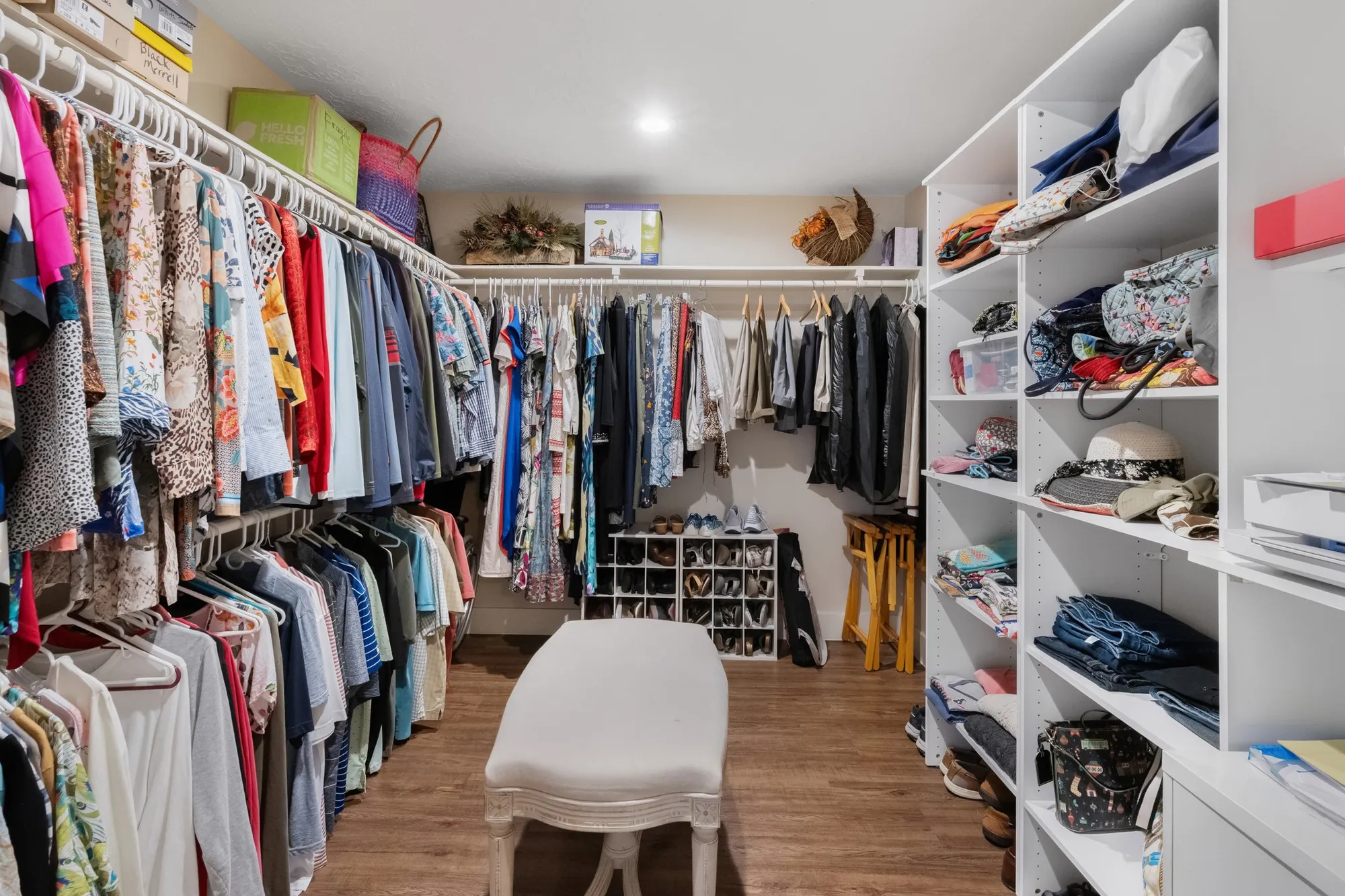 Property Slideshow image 23 of 41 | 2919 n peach hollow cir, Pearland, TX, 77584