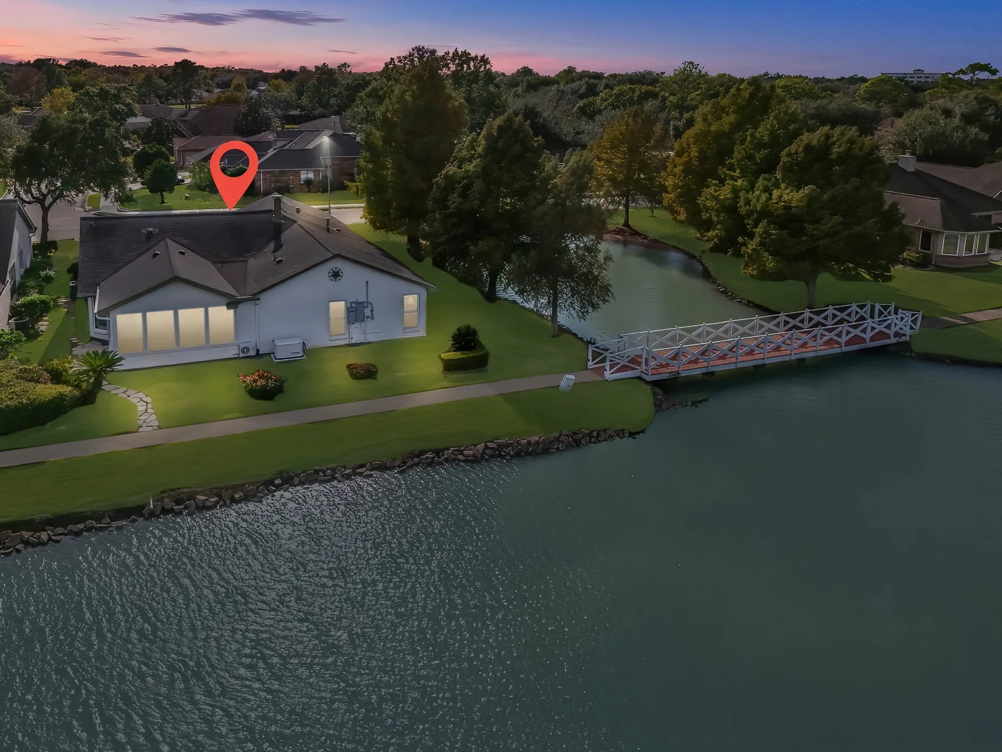 Property Slideshow image 40 of 41 | 2919 n peach hollow cir, Pearland, TX, 77584