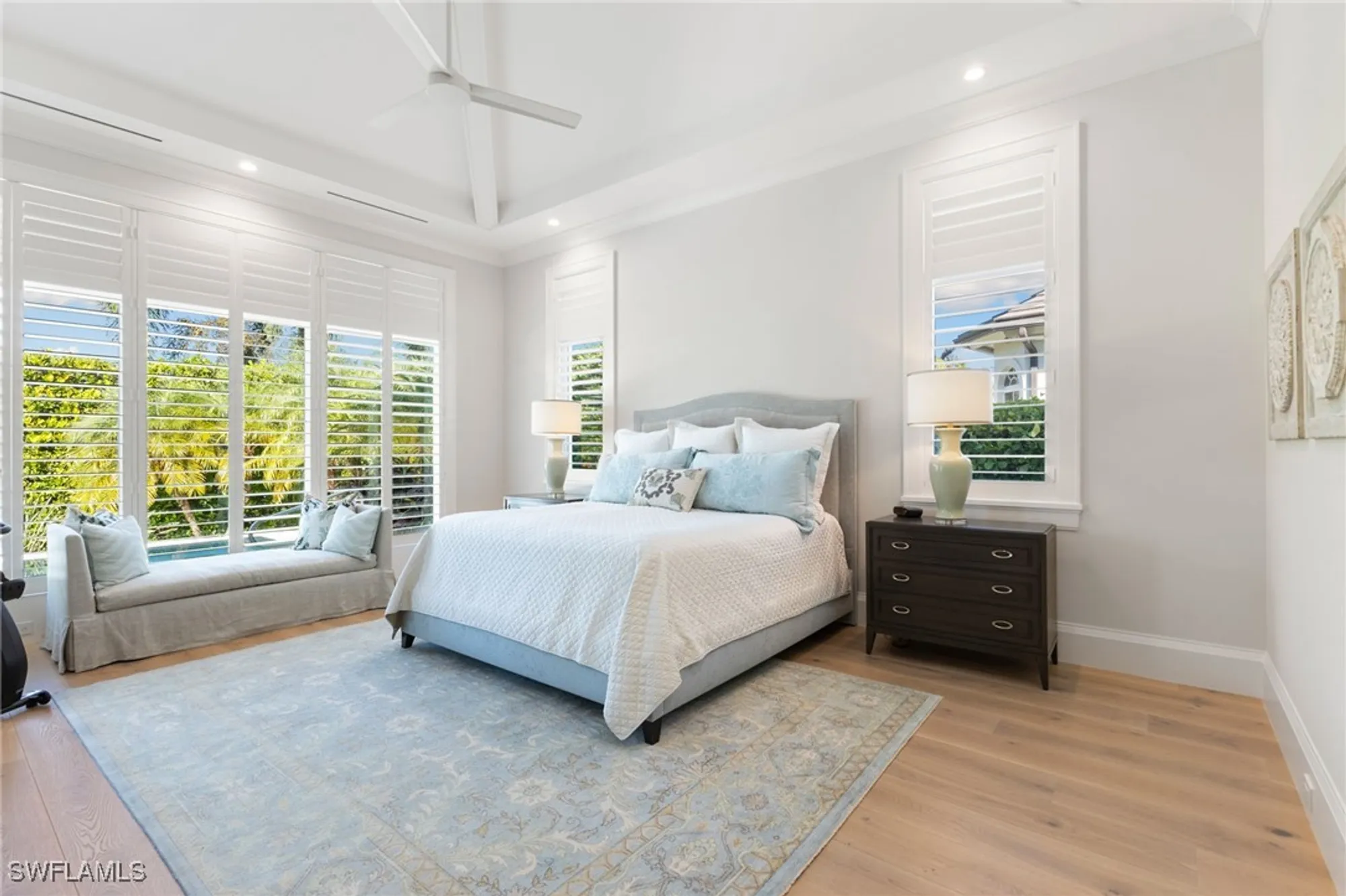 Property Slideshow image 10 of 20 | 383 cuddy ct, Naples, FL, 34103