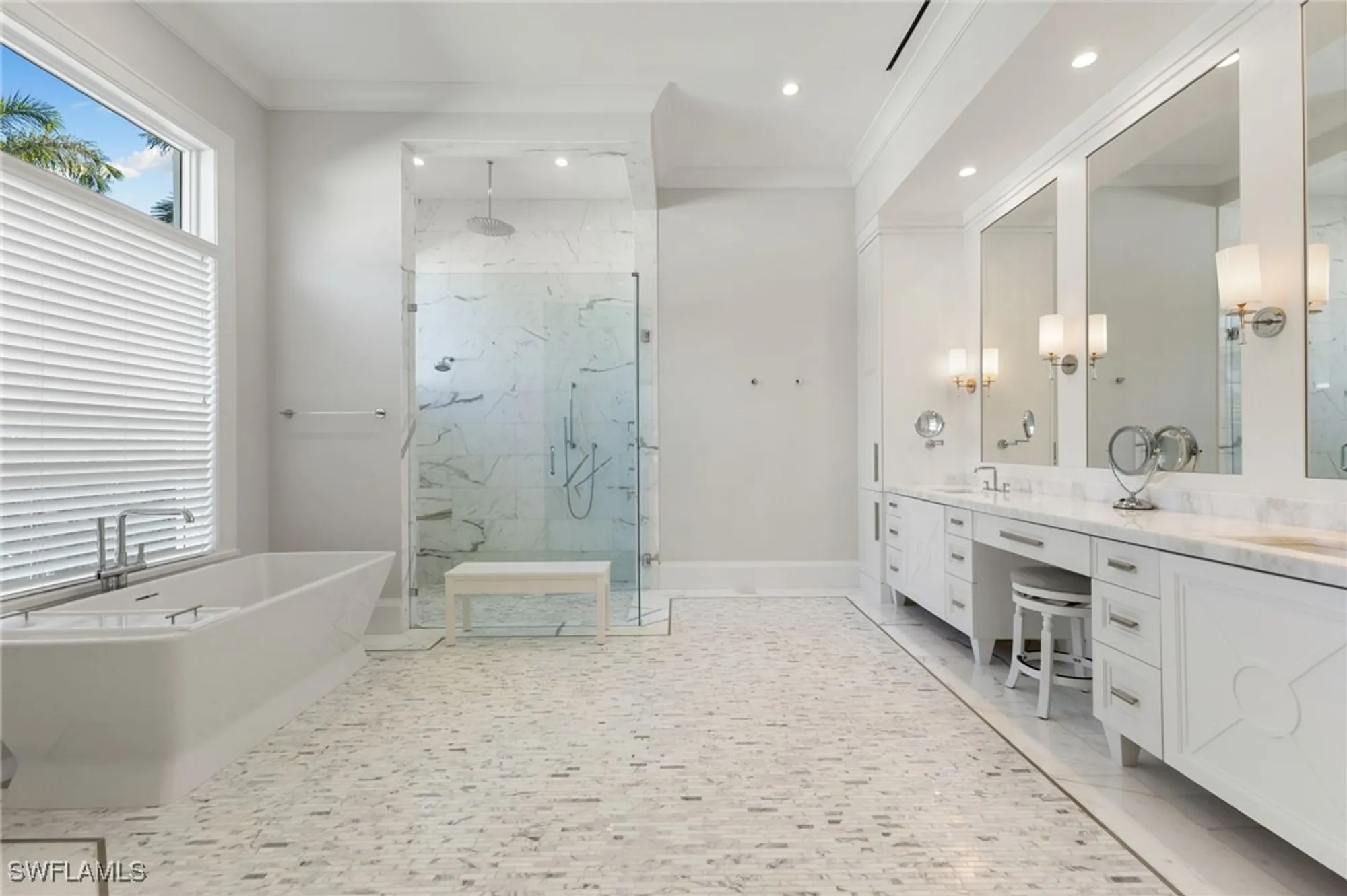 Property Slideshow image 11 of 20 | 383 cuddy ct, Naples, FL, 34103