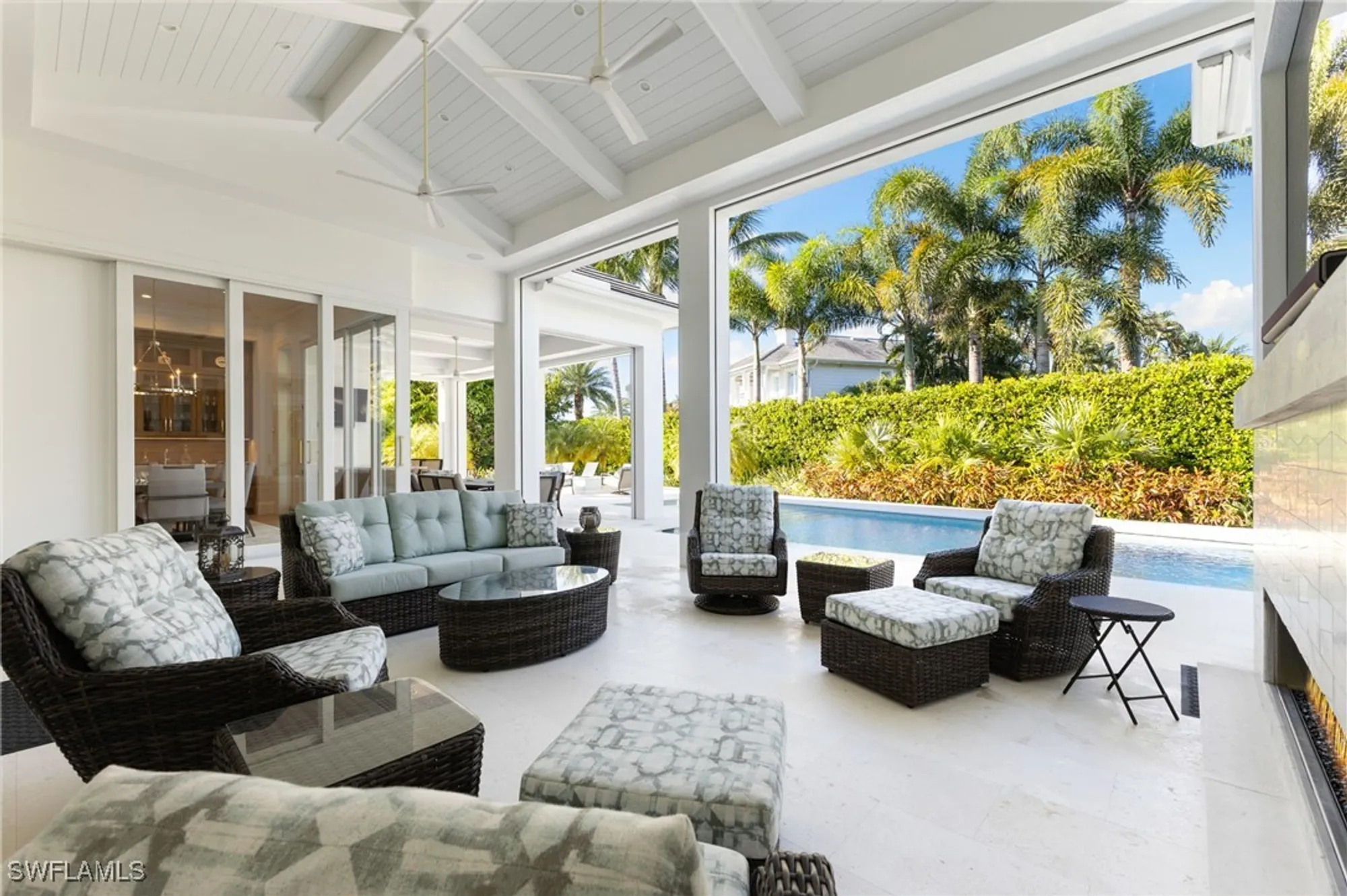 Property Slideshow image 9 of 20 | 383 cuddy ct, Naples, FL, 34103