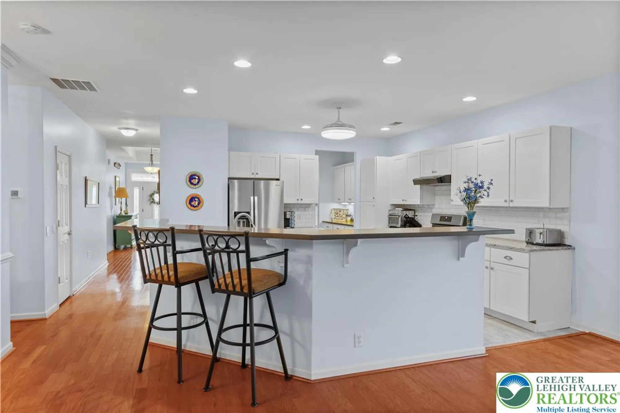 Property Slideshow image 14 of 45 | 60 glenmoor cir n, Palmer Twp, PA, 18045