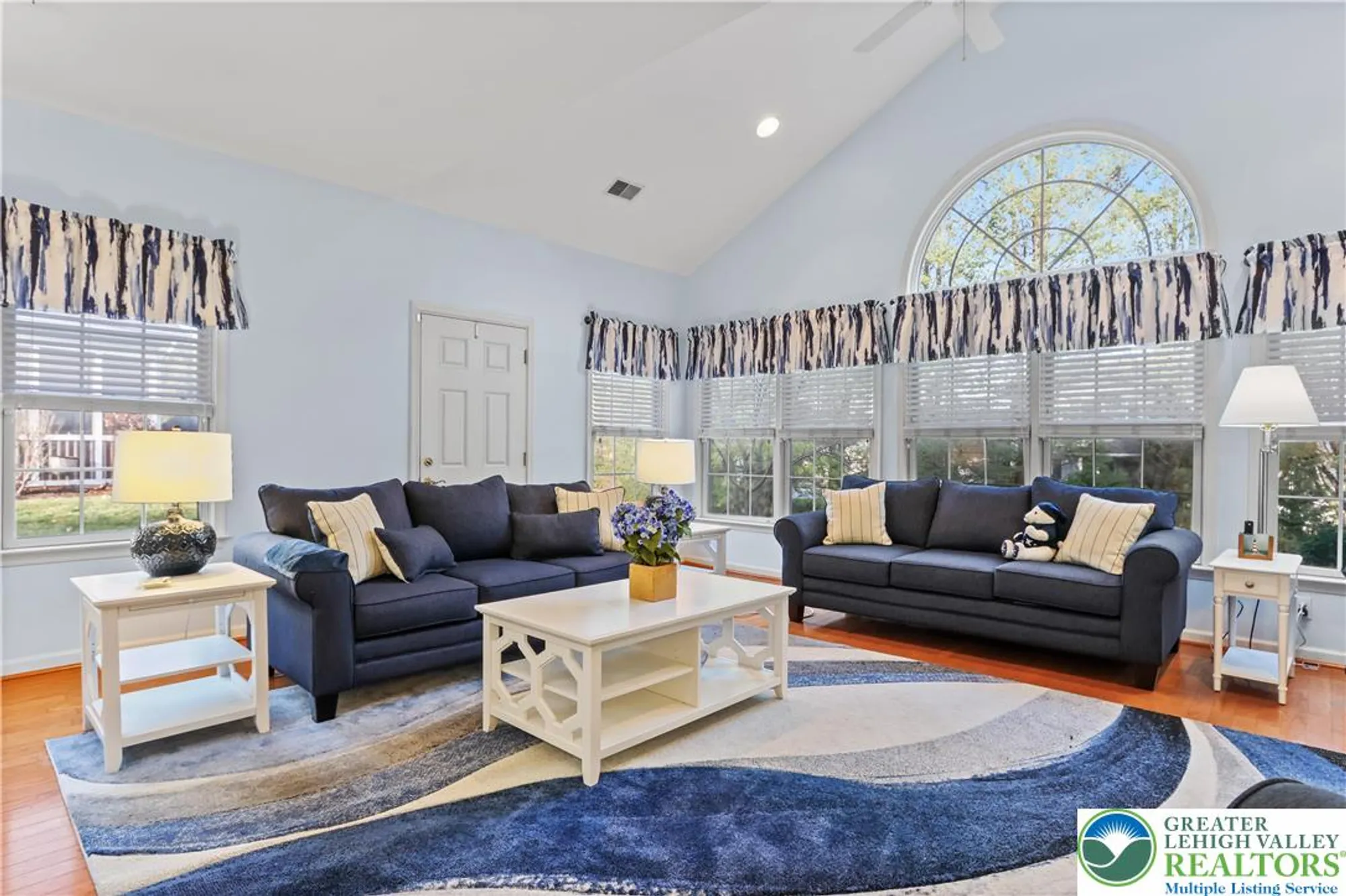 Property Slideshow image 17 of 45 | 60 glenmoor cir n, Palmer Twp, PA, 18045